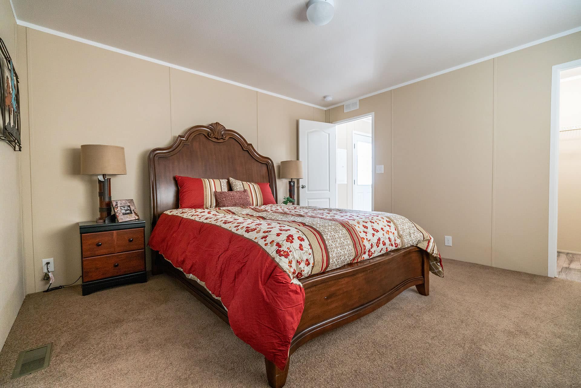 Broadmore Series / 14663B The Legacy - Poky Homes