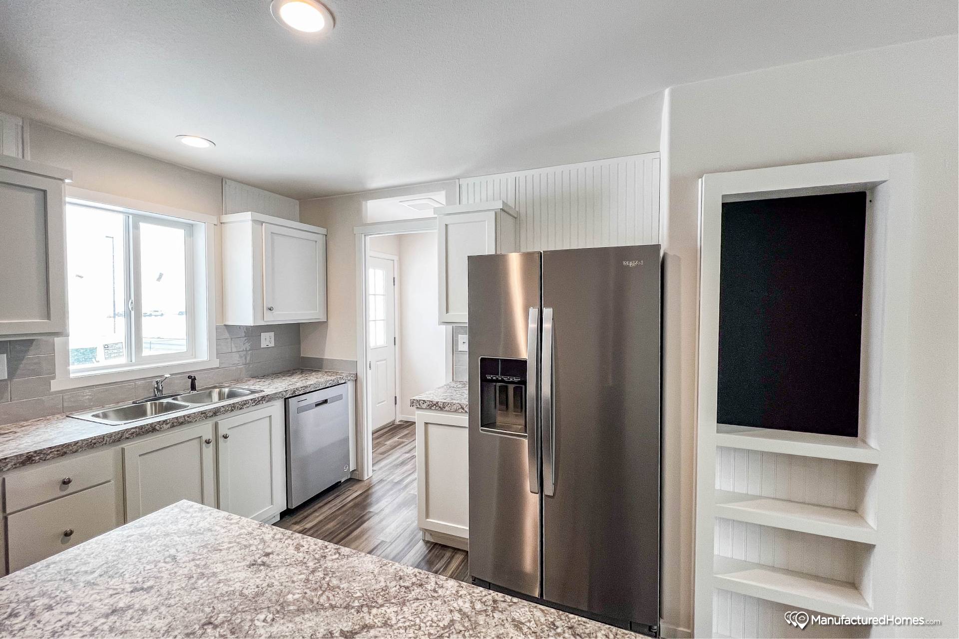 Broadmore Series / 28443B The Low Gap - Poky Homes