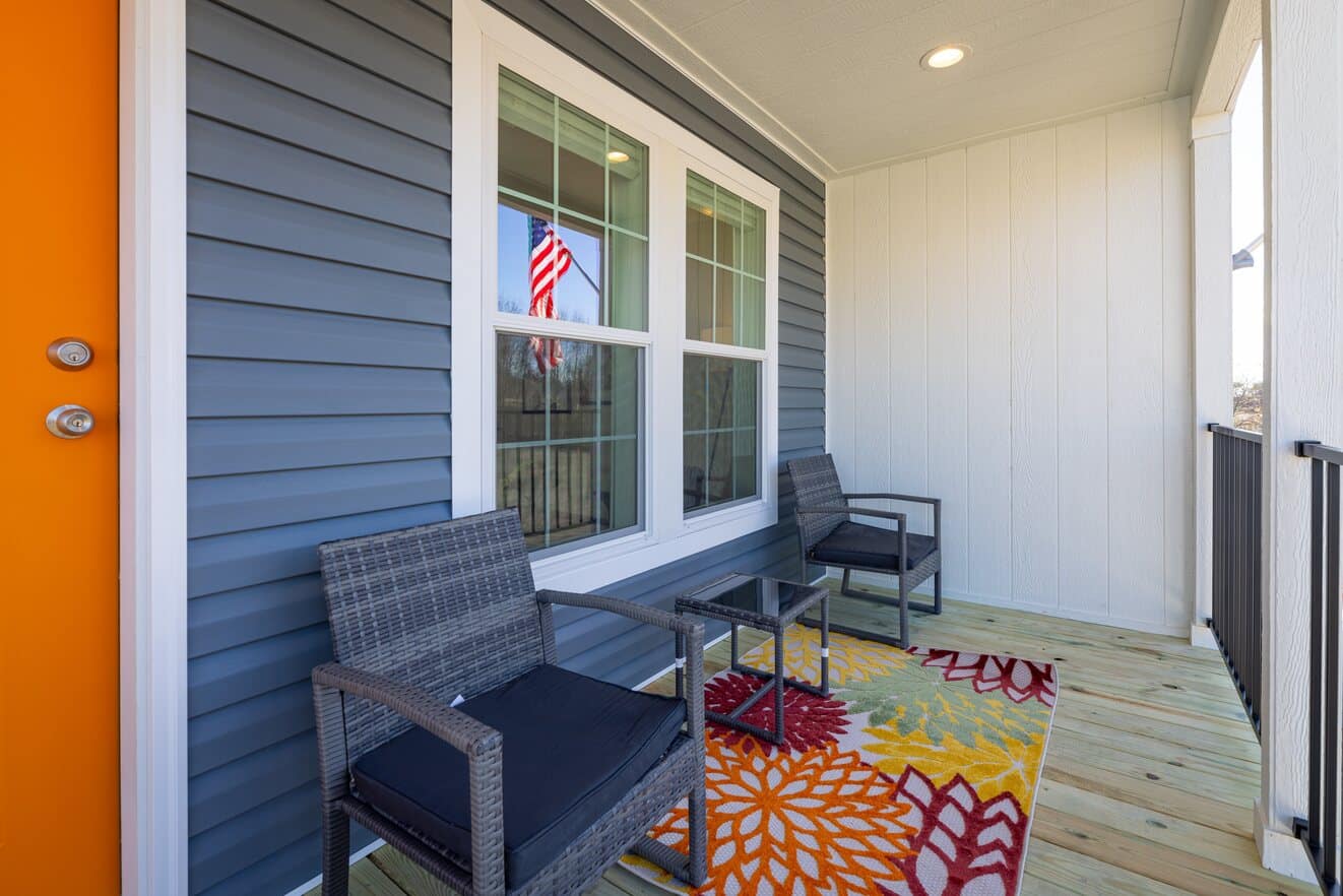 Anthem Series / The Roanoke - Poky Homes