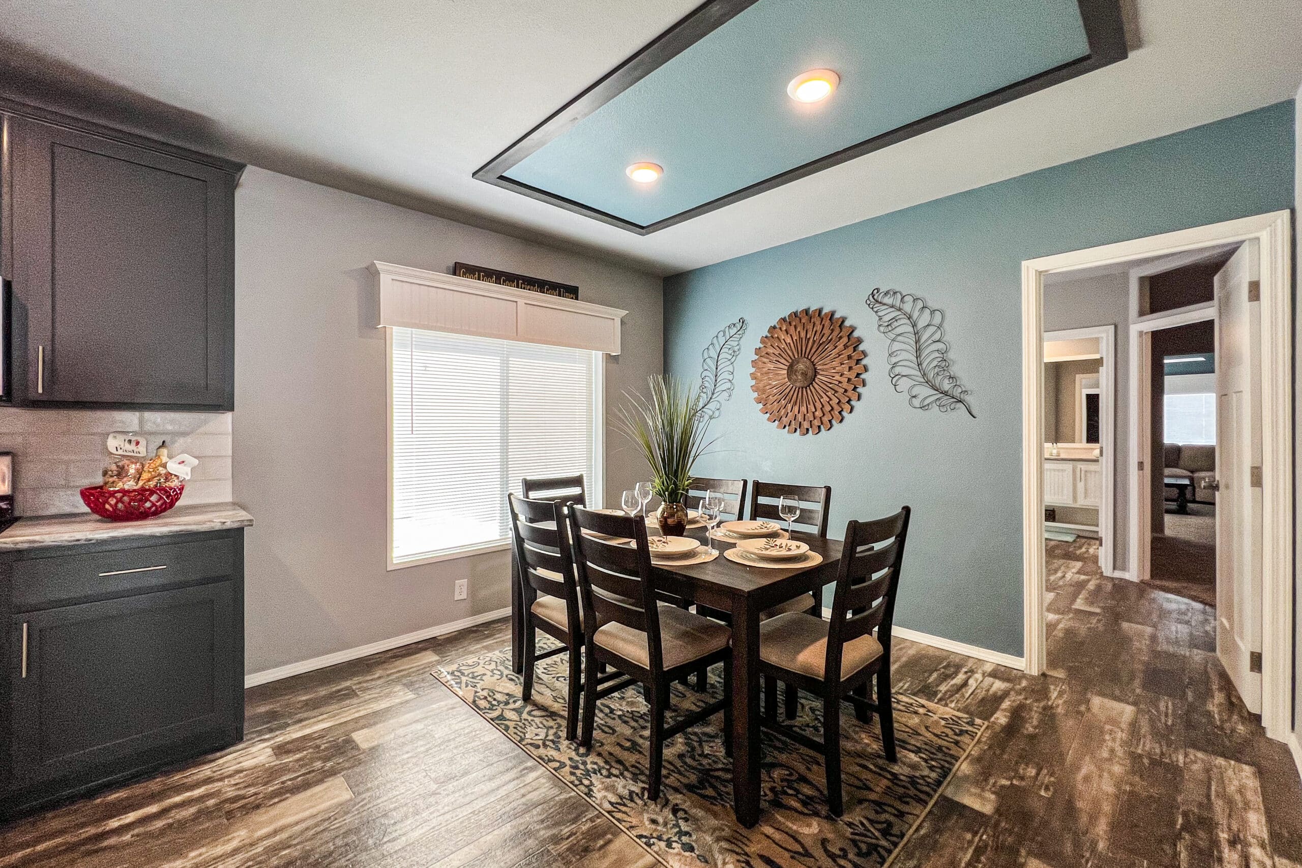 Prestige Series / 30764N2 The Gold Fork (2) - Poky Homes
