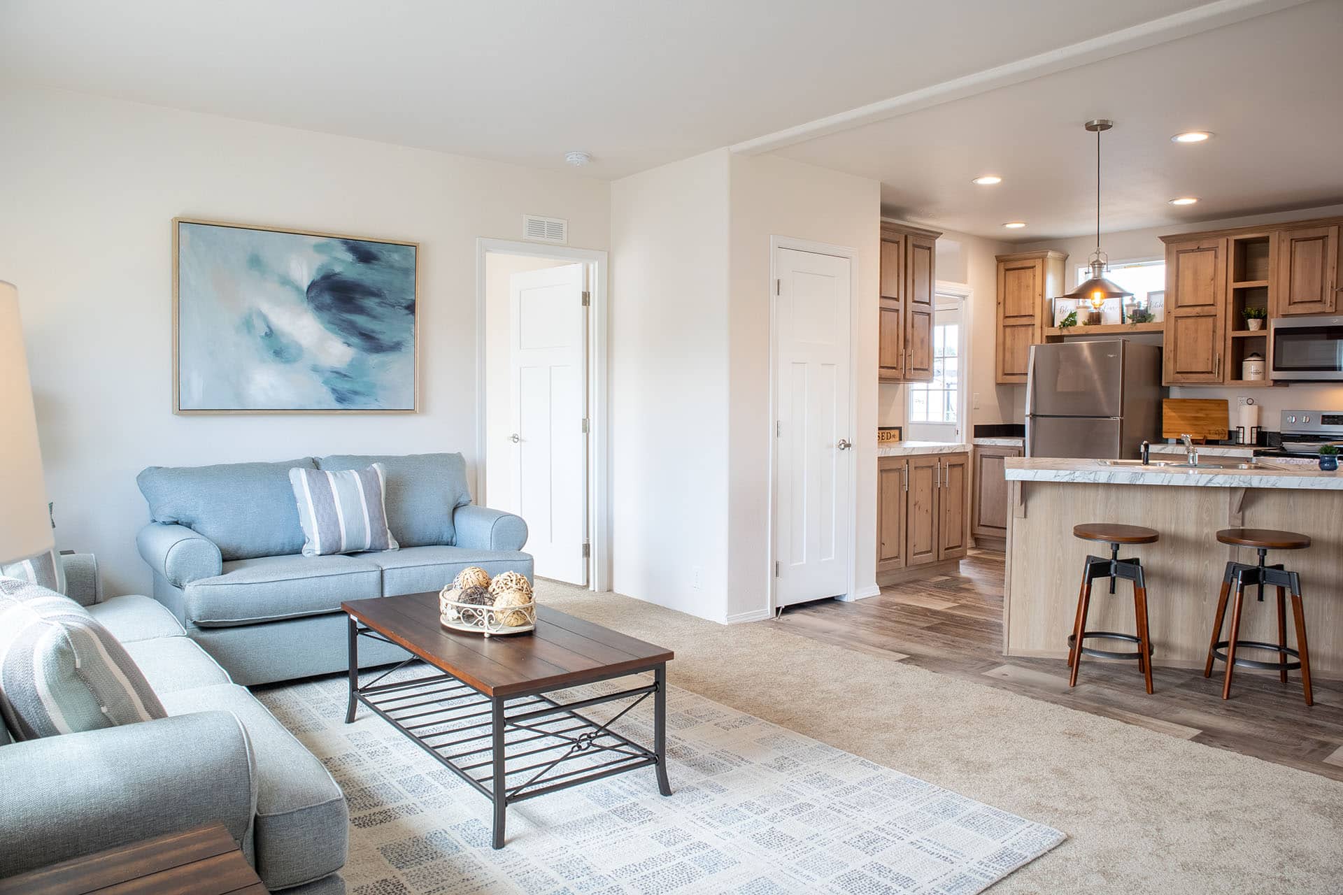 Prestige Series / 28563E The Hauser - Poky Homes