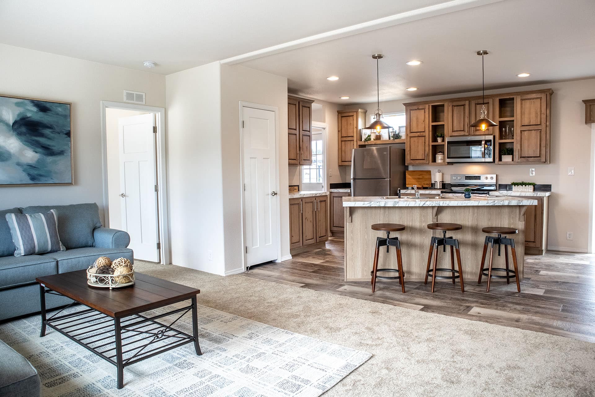 Prestige Series / 28563E The Hauser - Poky Homes