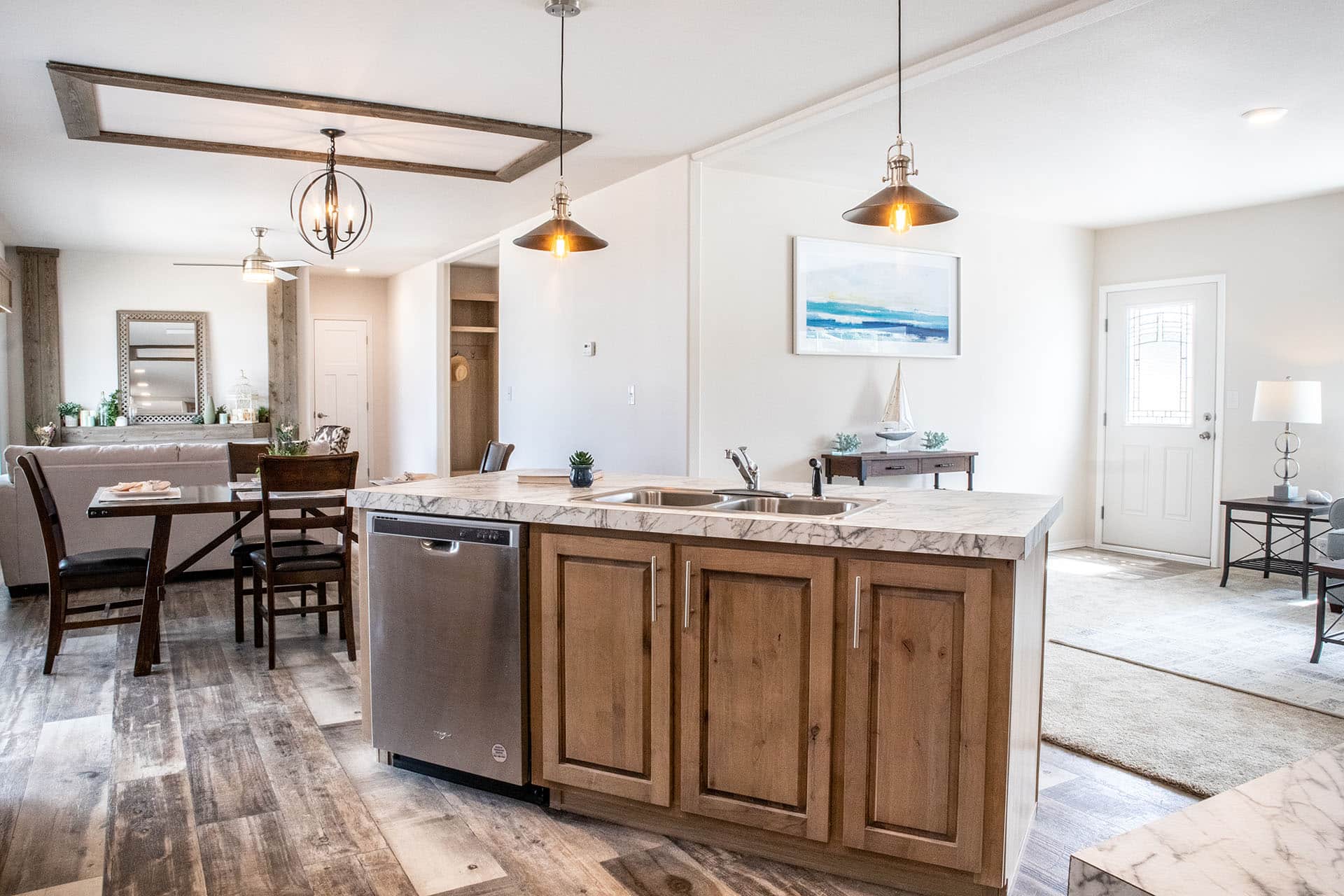 Prestige Series / 28563E The Hauser - Poky Homes