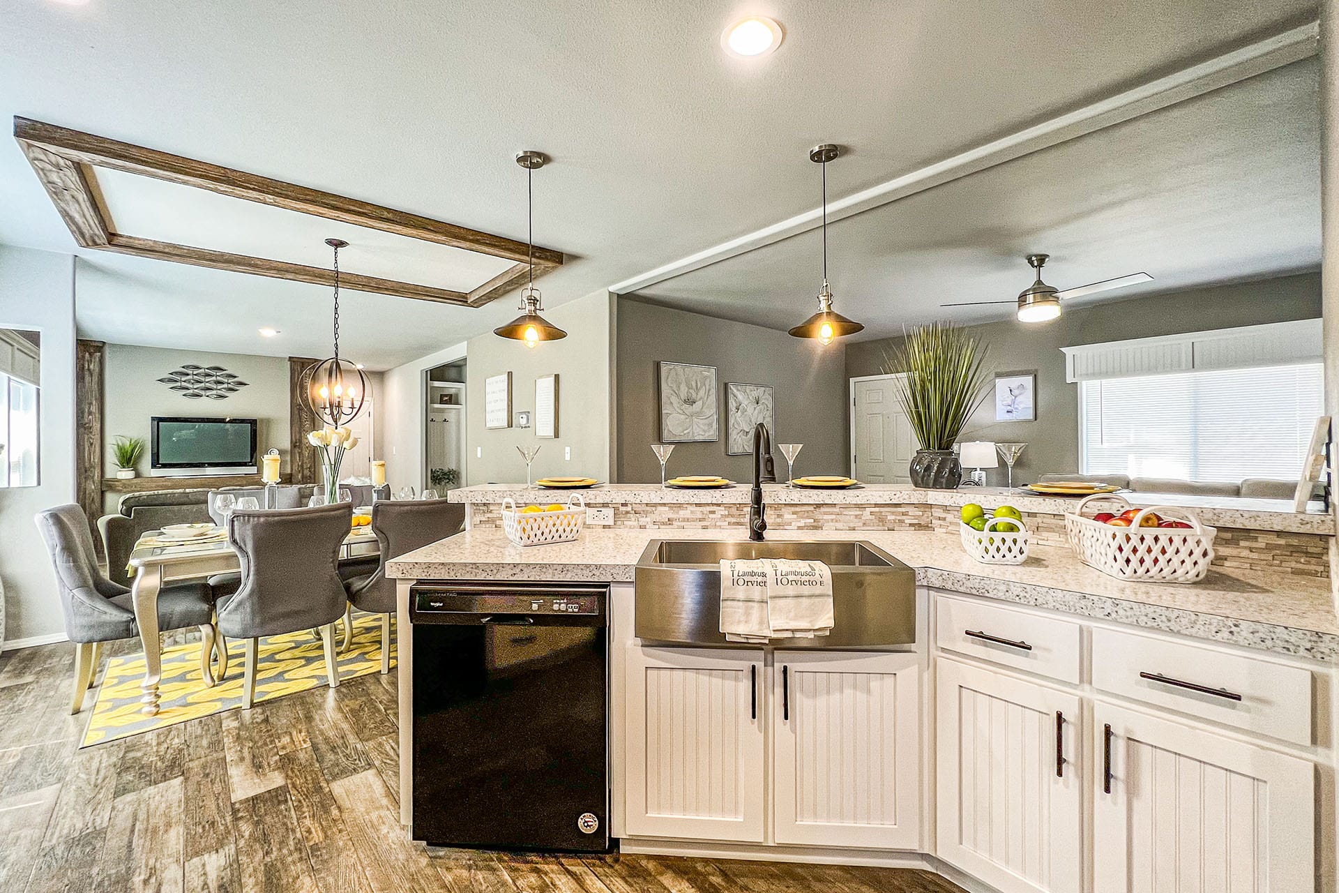 Prestige Series / 28563E The Hauser (Alt Kitchen 1) - Poky Homes