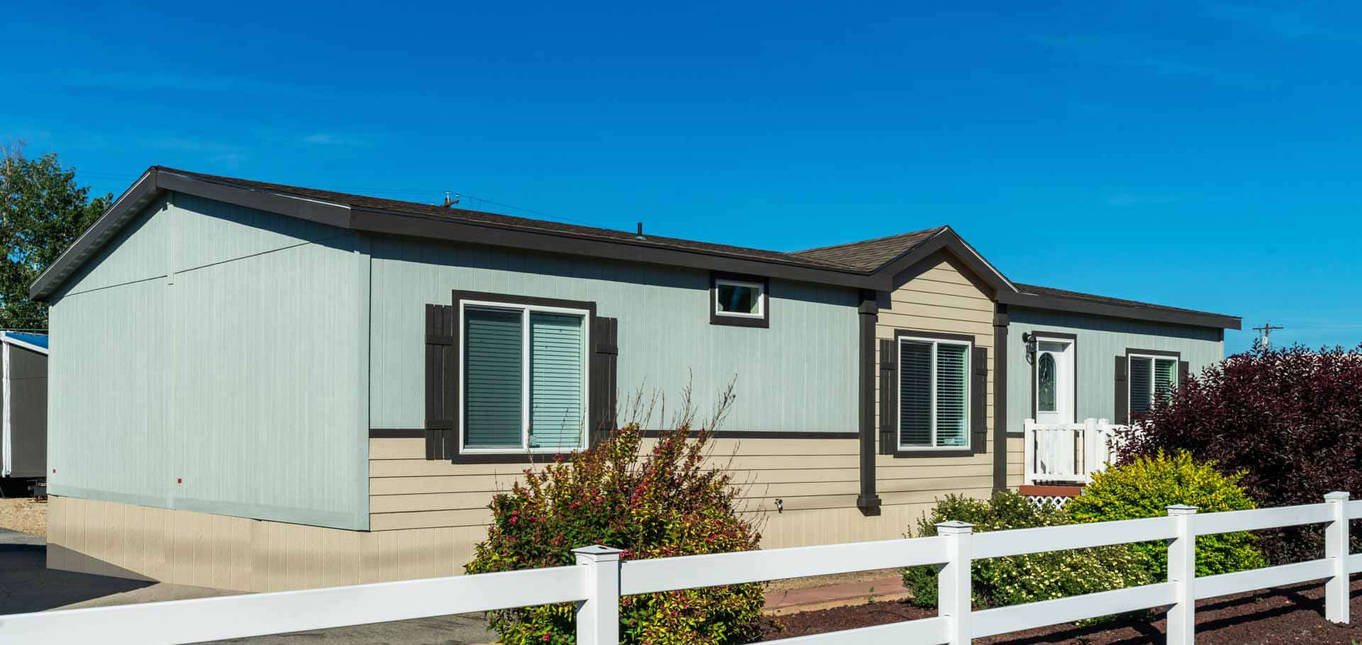 Prestige Series / 28563N The Sunbeam - Poky Homes