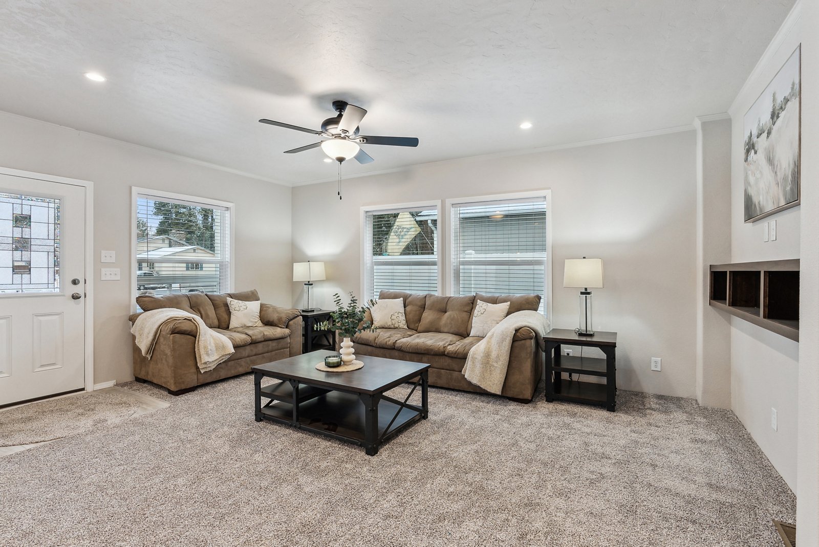 DreamWorks / DW4603D - Poky Homes
