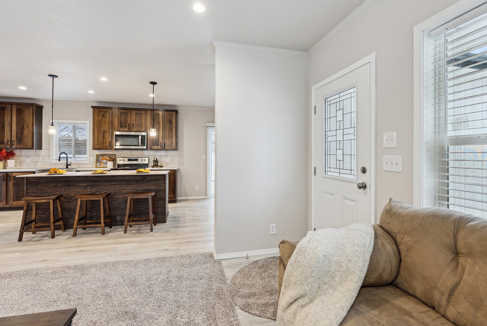 DreamWorks / DW4603D - Poky Homes