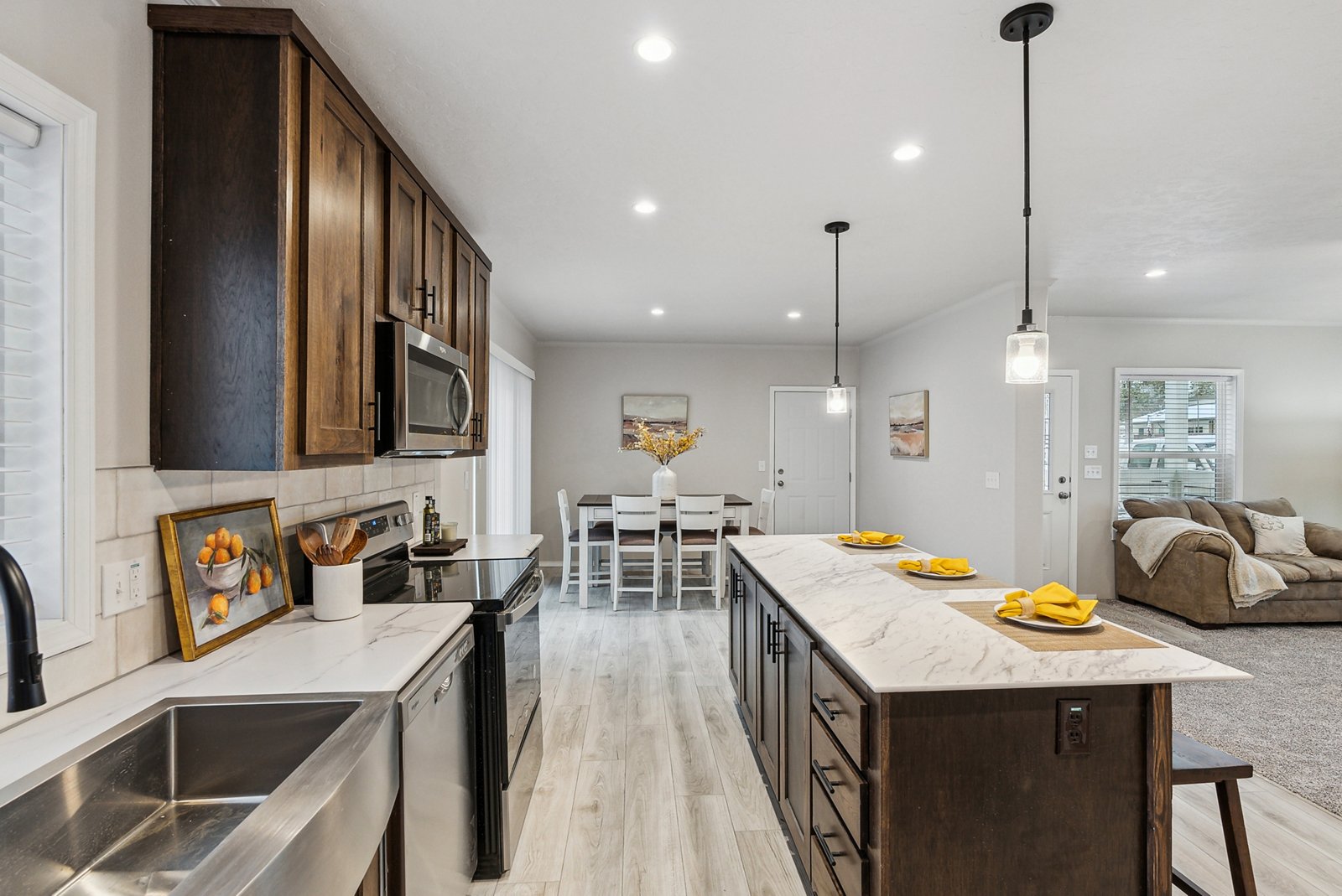 DreamWorks / DW4603D - Poky Homes