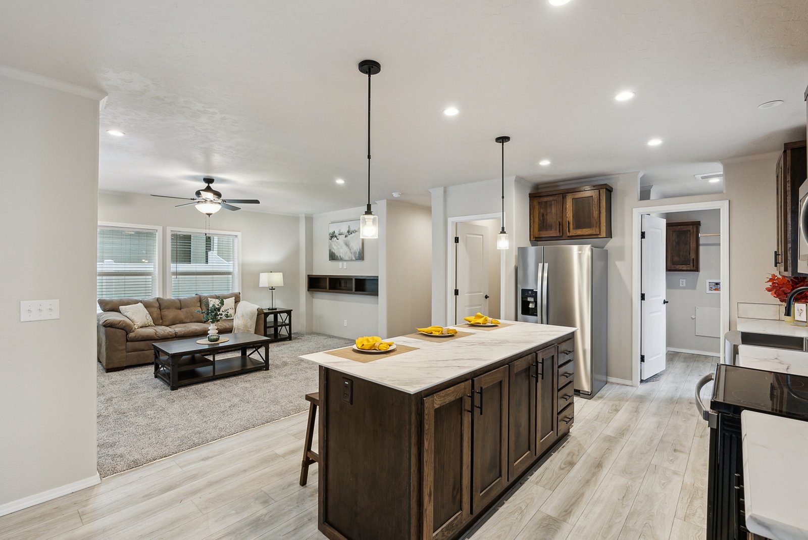 DreamWorks / DW4603D - Poky Homes