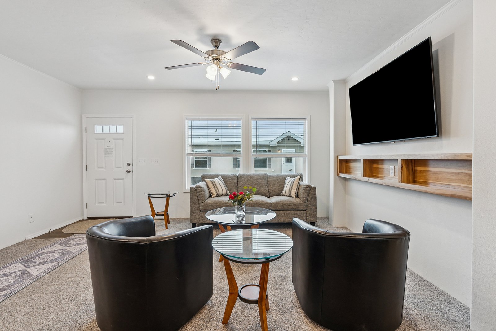 DreamWorks / DW4483B - Poky Homes