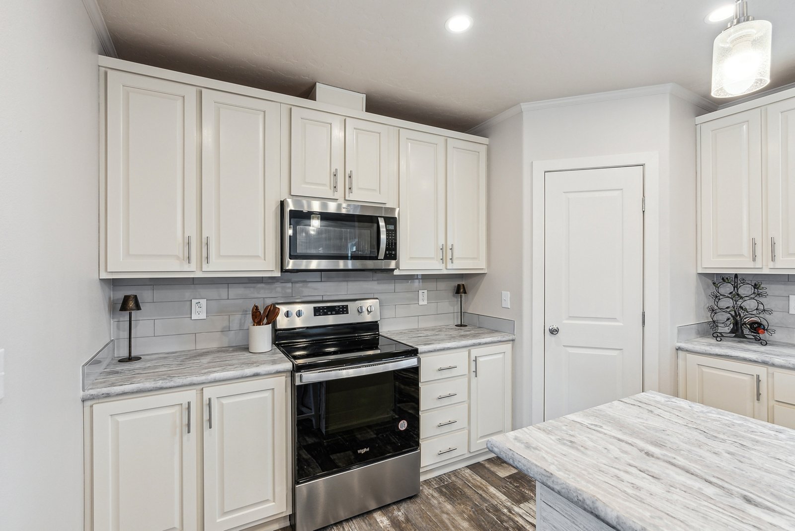 DreamWorks / DW4764F - Poky Homes