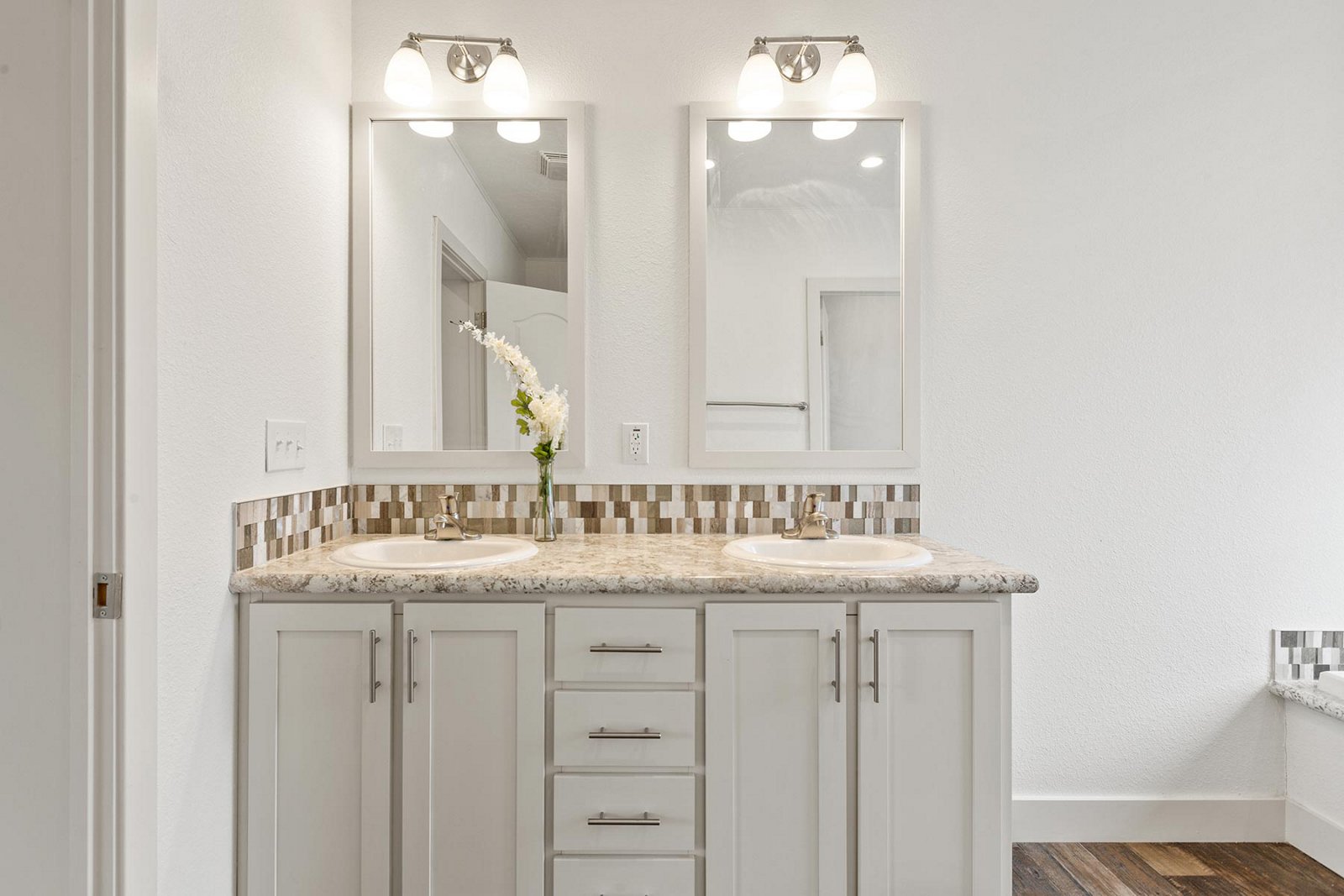 DreamWorks / DW4724B - Poky Homes