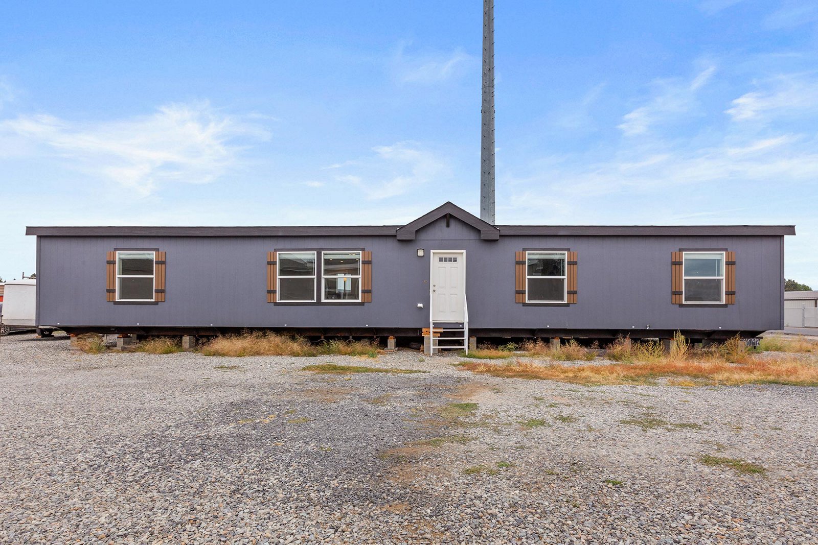 DreamWorks / DW4724B - Poky Homes