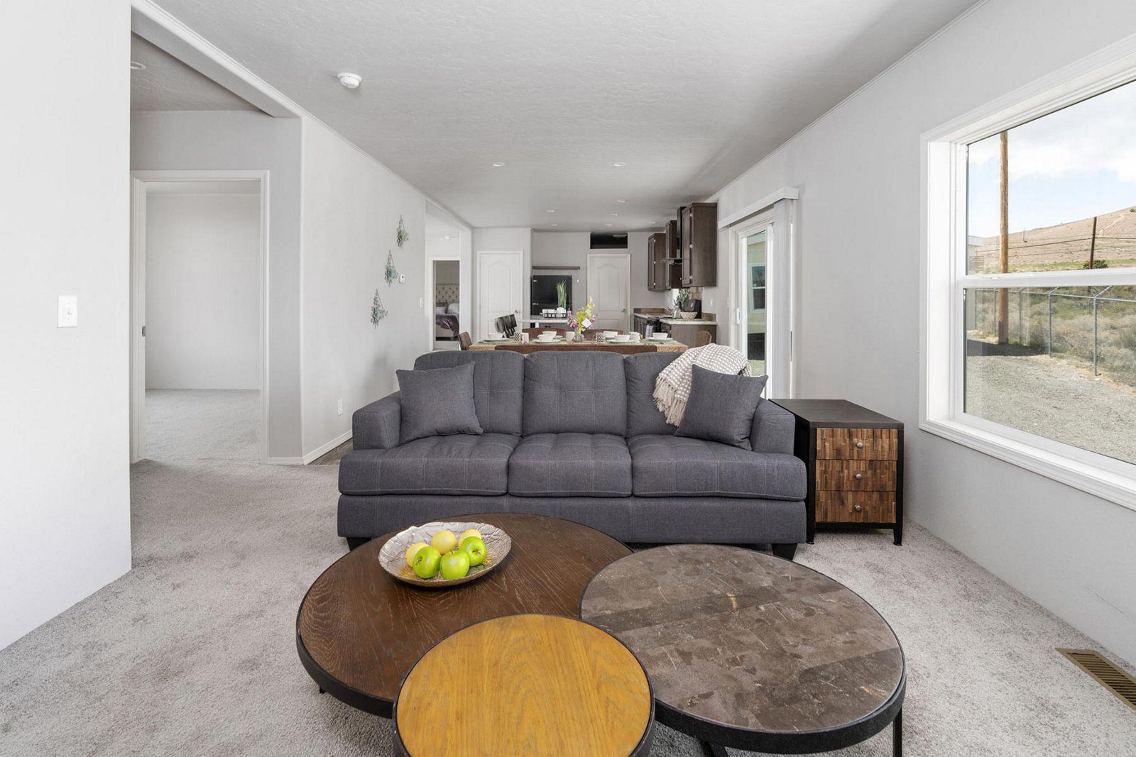DreamWorks / DW4603F - Poky Homes