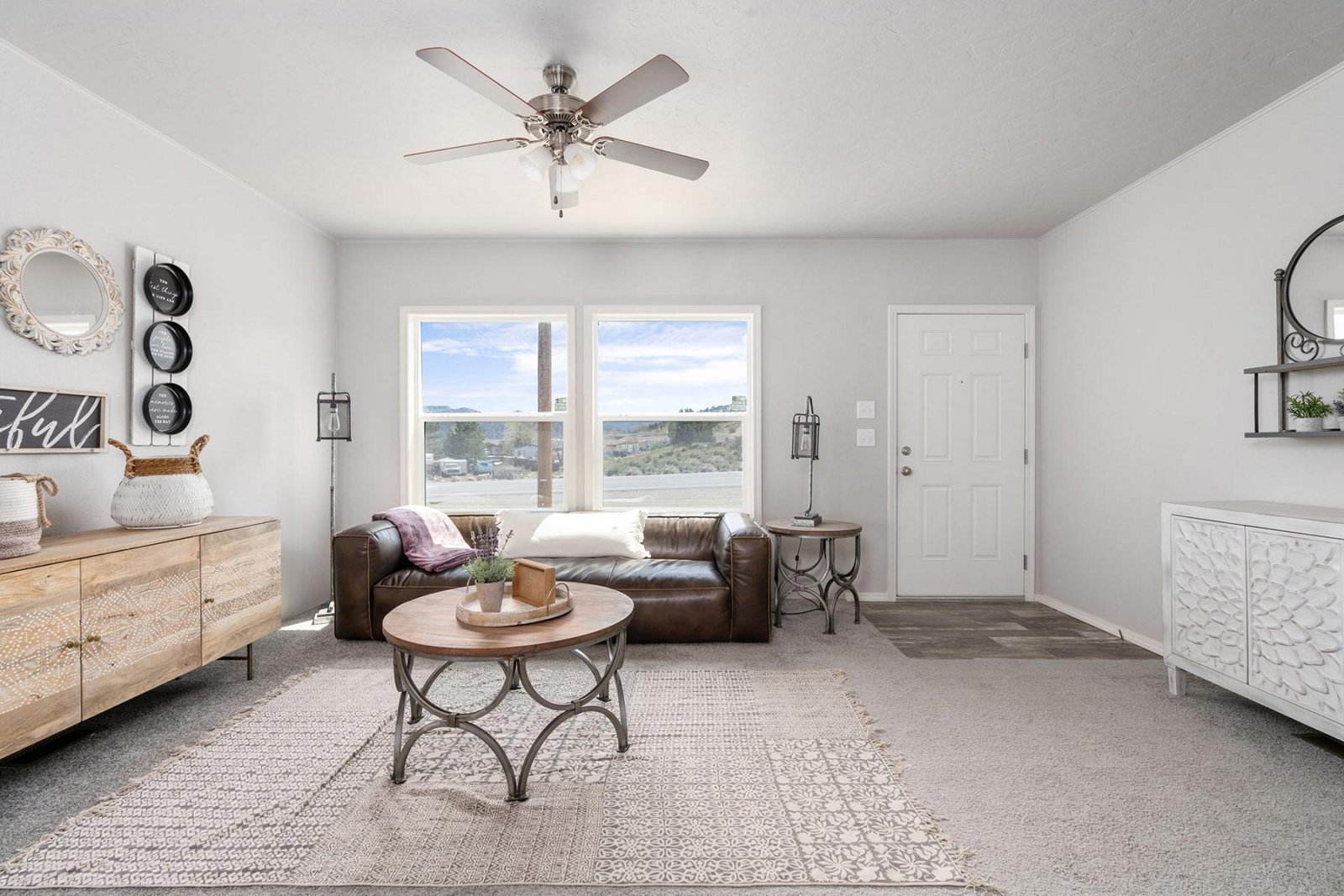 DreamWorks / DW4603F - Poky Homes