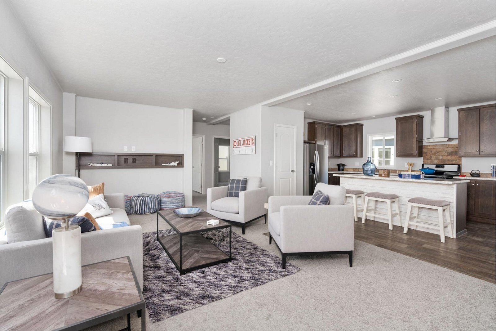 DreamWorks / DW4563B - Poky Homes