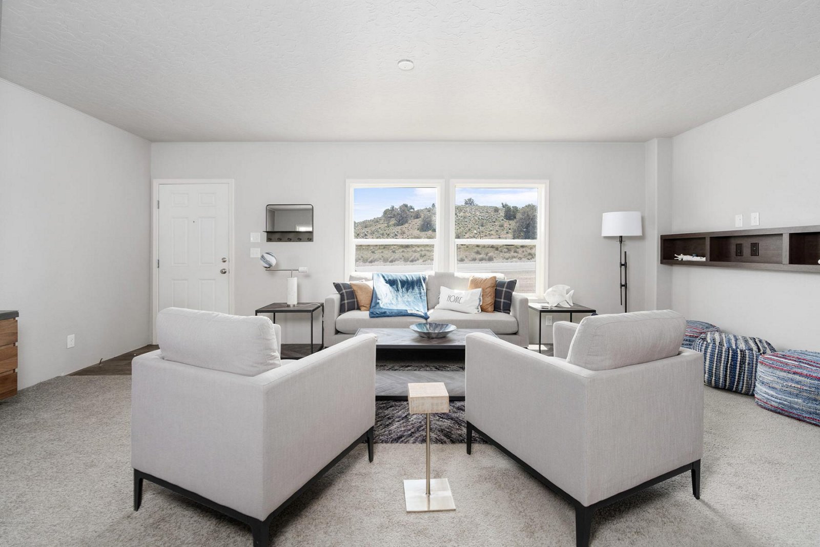 DreamWorks / DW4563B - Poky Homes