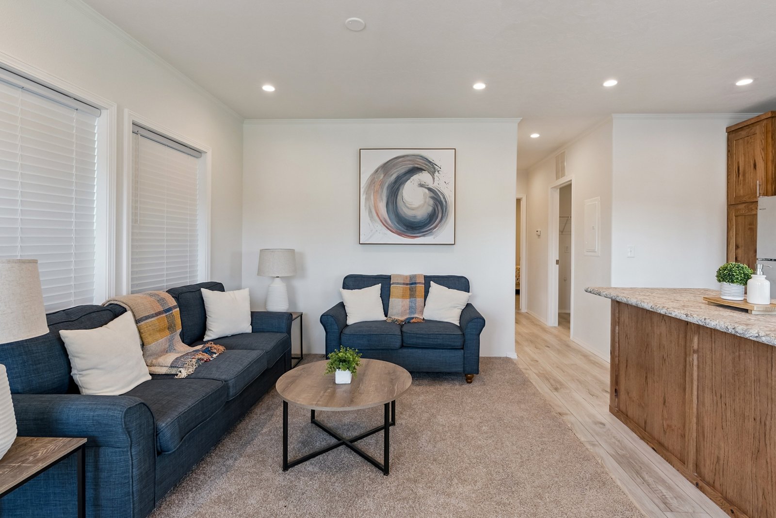 DreamWorks / DW3402L - Poky Homes