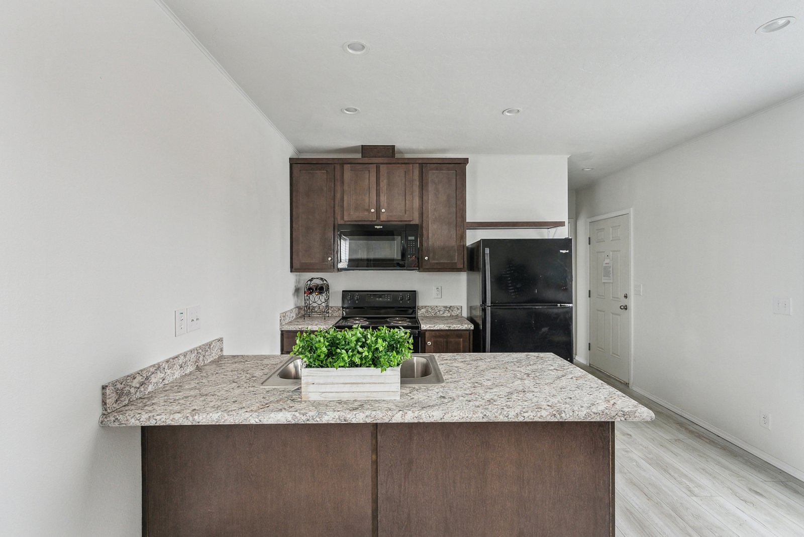 Winchester / 1460H22A4A - Poky Homes