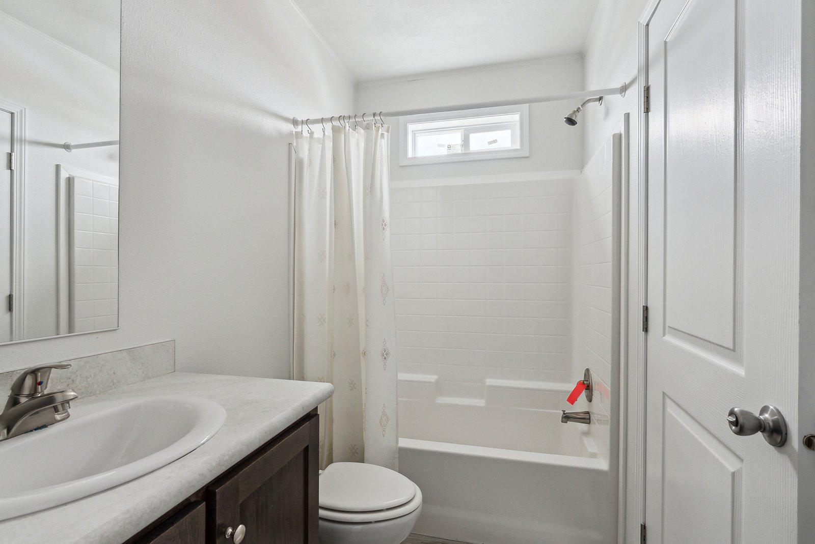Winchester / 1460H22A4A - Poky Homes