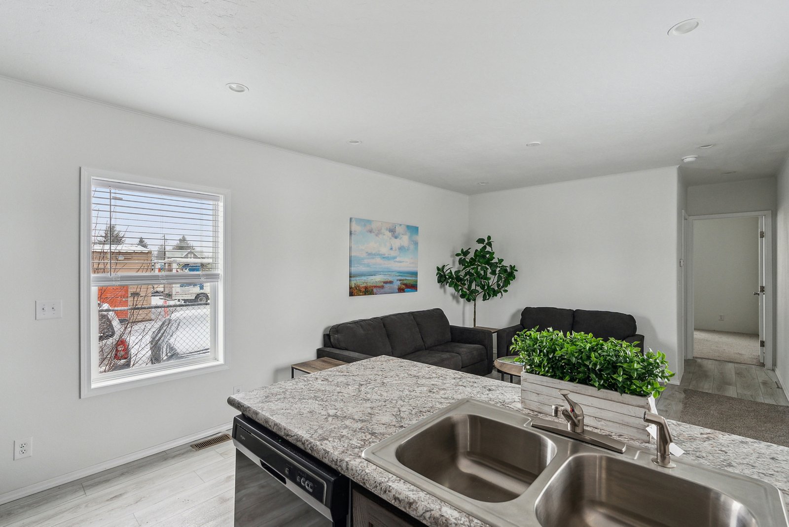 Winchester / 1460H22A4A - Poky Homes
