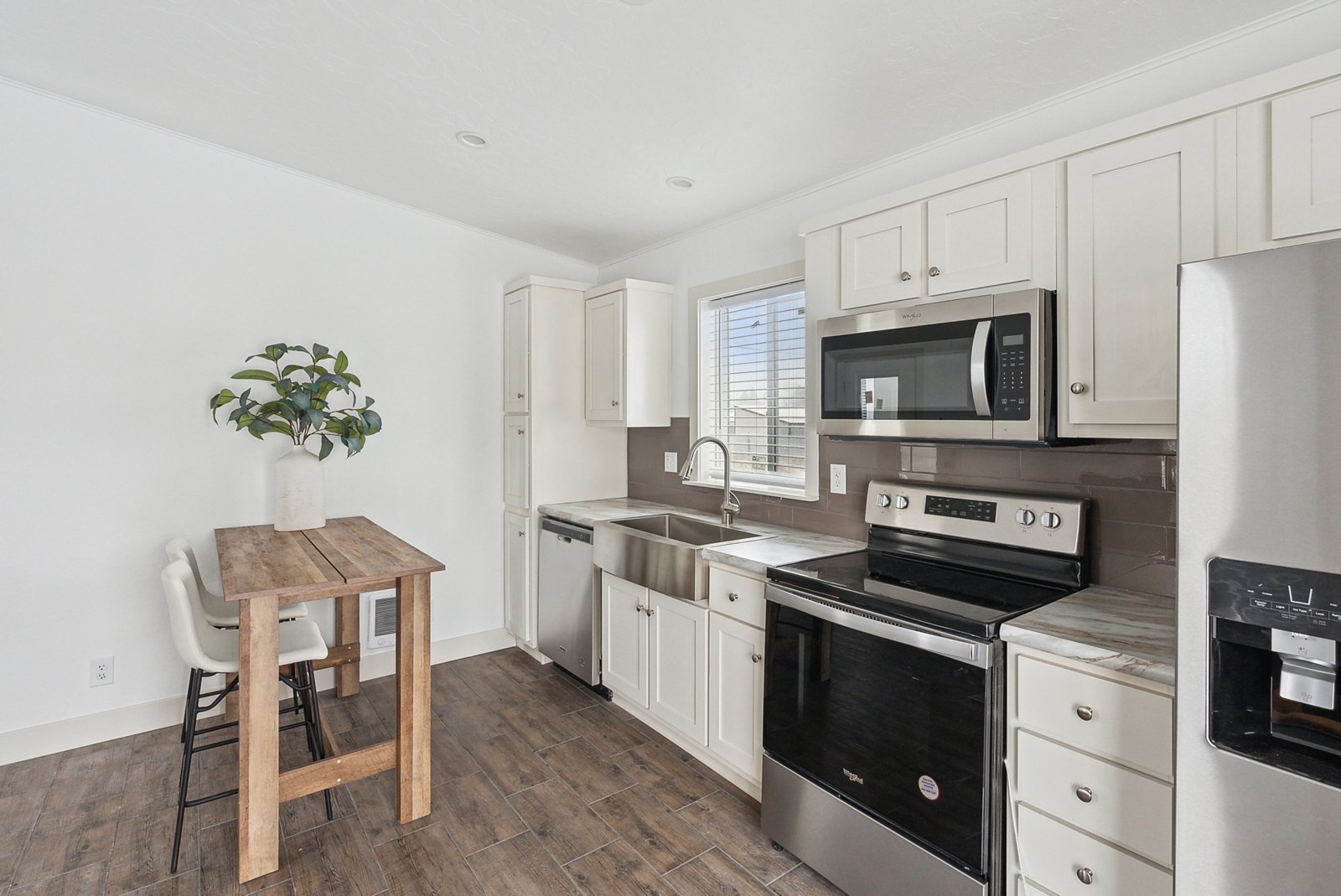 ADU / 2321B - Poky Homes
