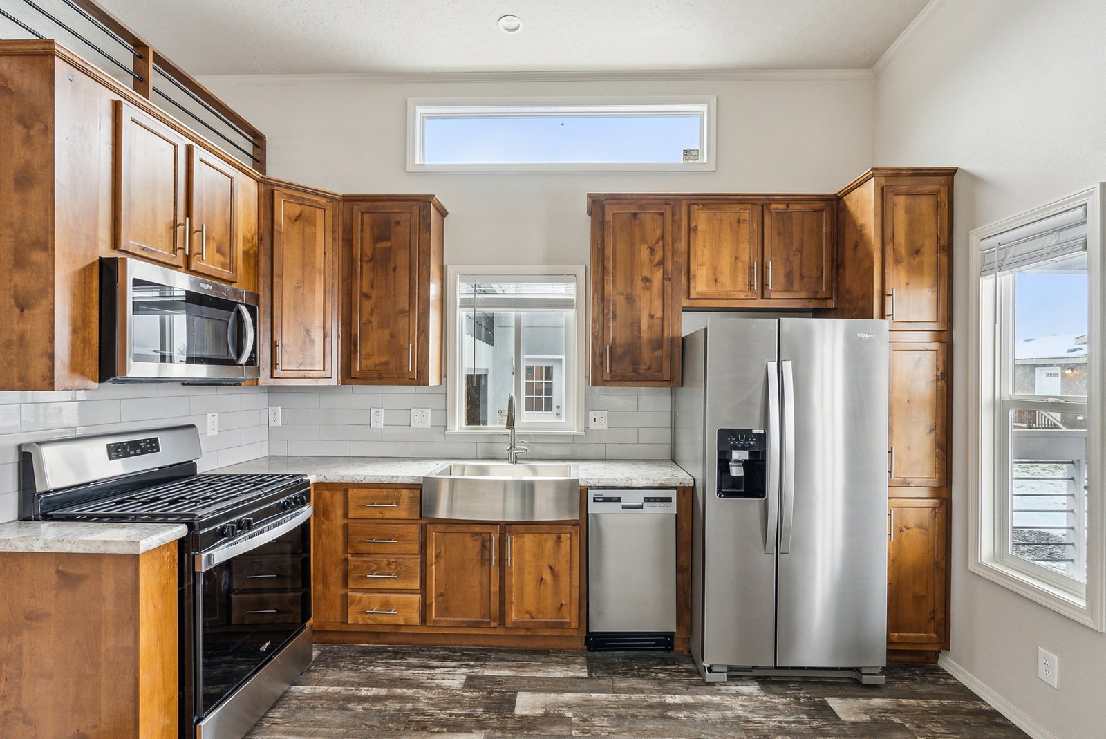 Athens Park Series / PM 529 - Poky Homes