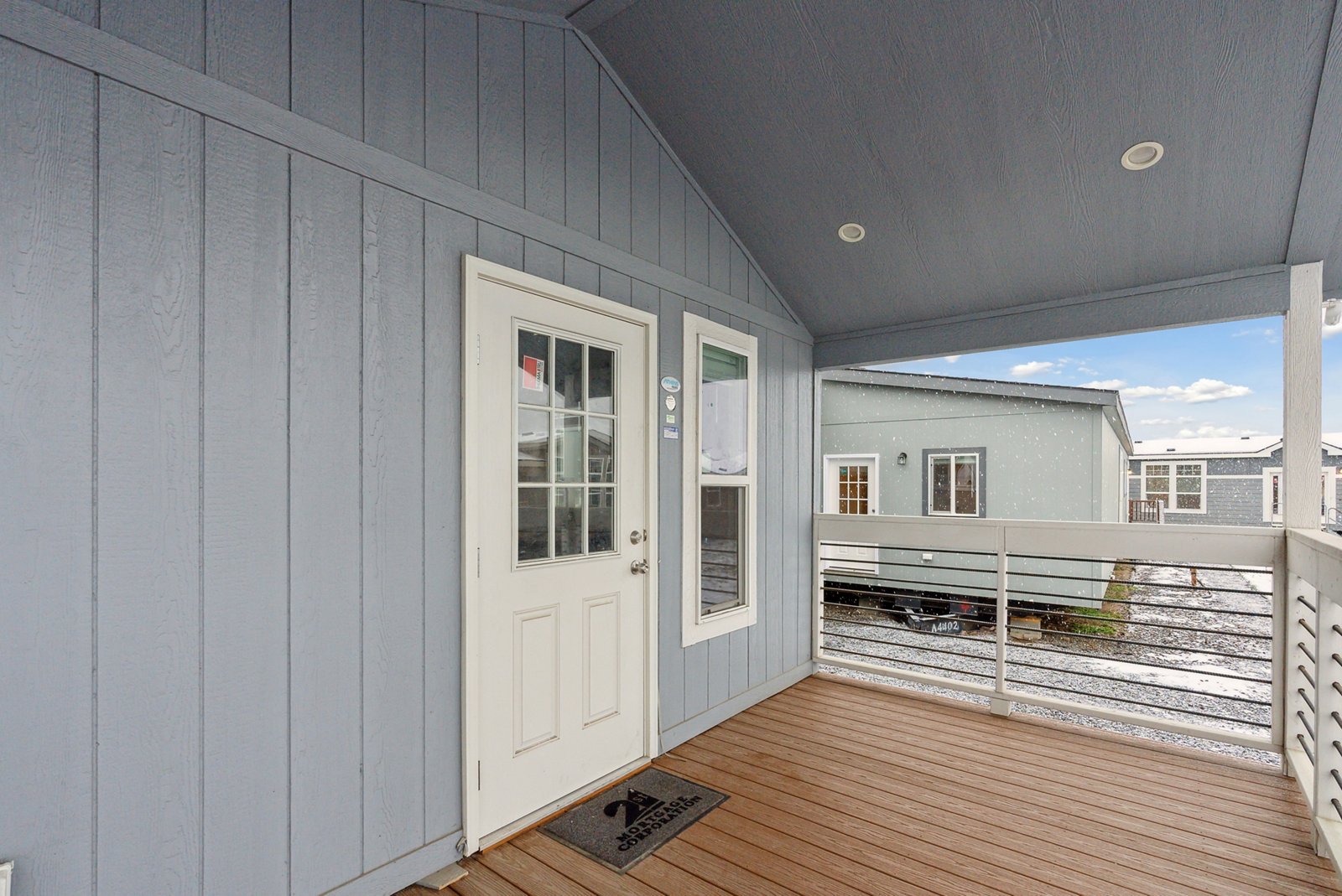 Athens Park Series / PM 529 - Poky Homes