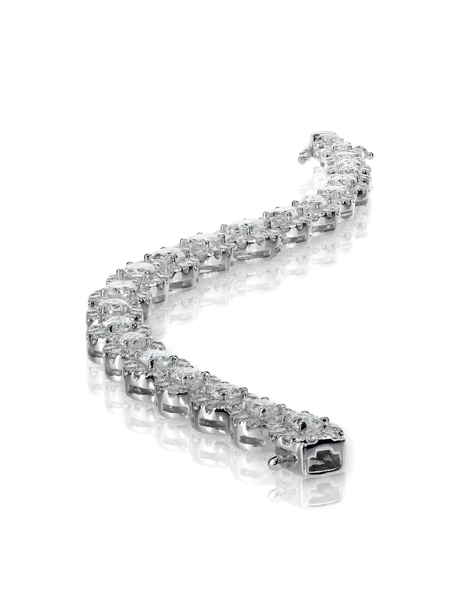 Chains, signets and cuffs for men