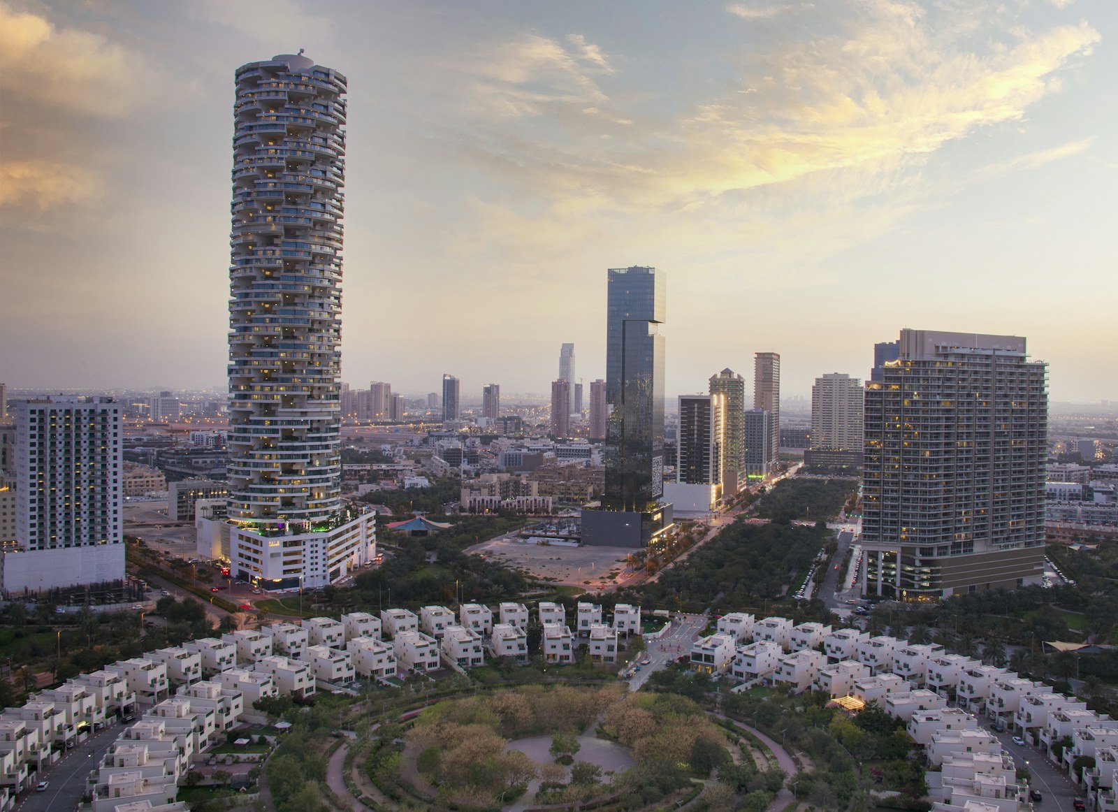 Dubai villas within an established residential district