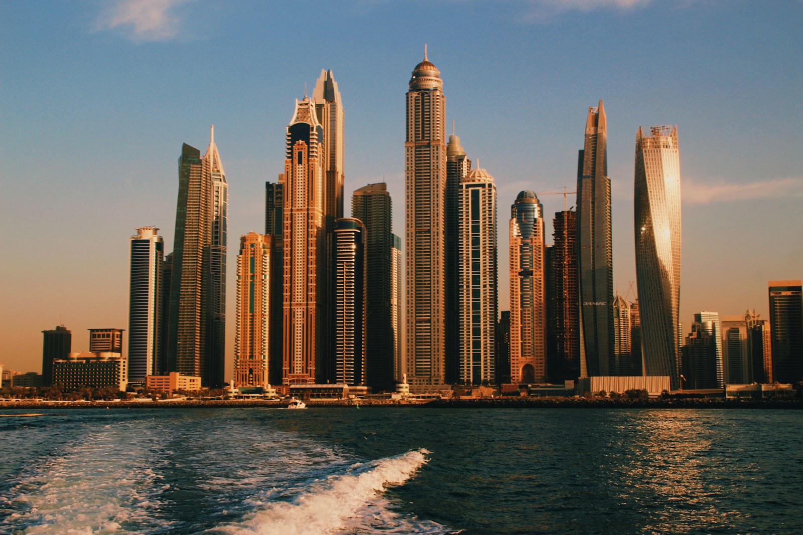 Dubai Marina neighbourhood outlook
