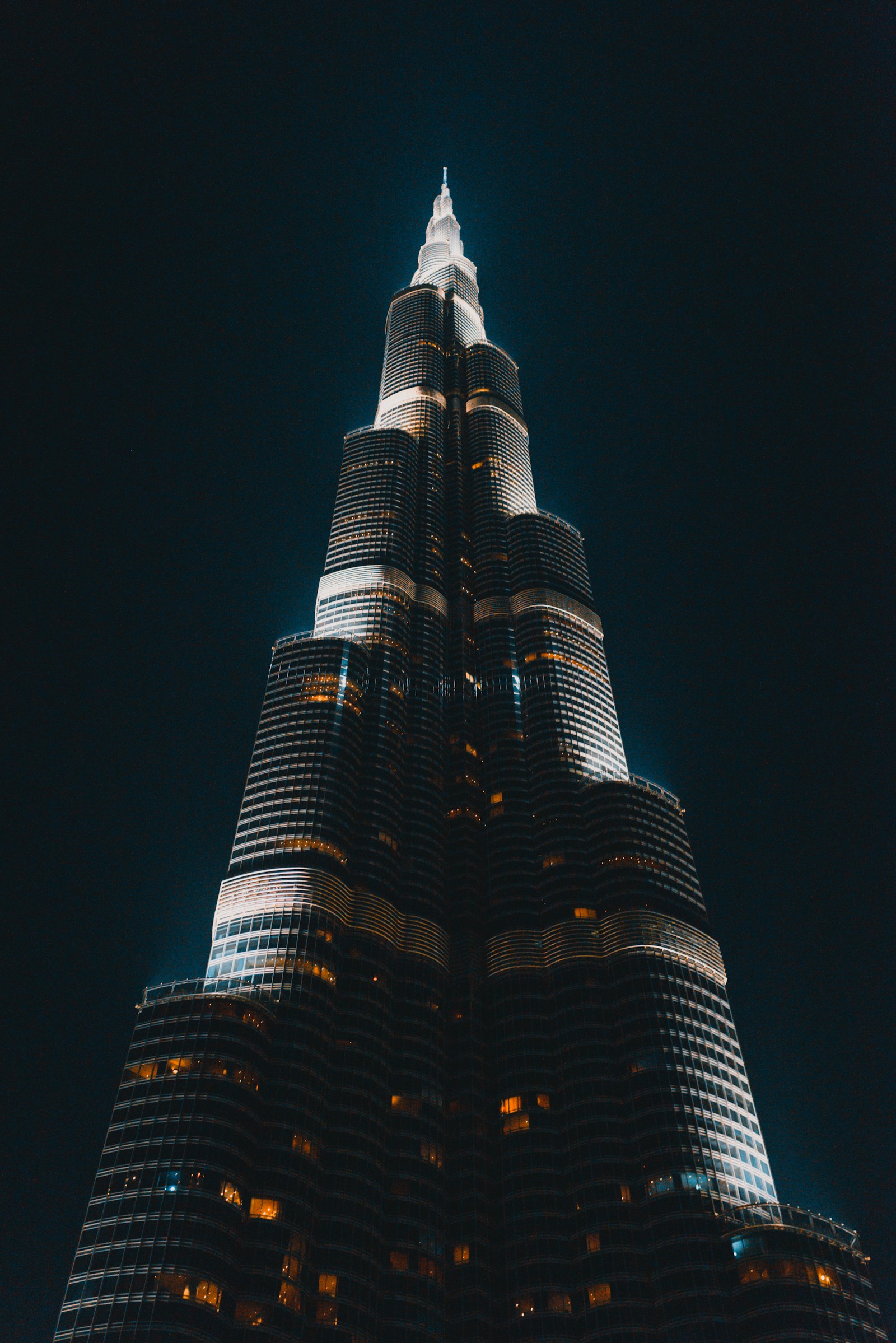 Burj Khalifa illuminated against the night sky