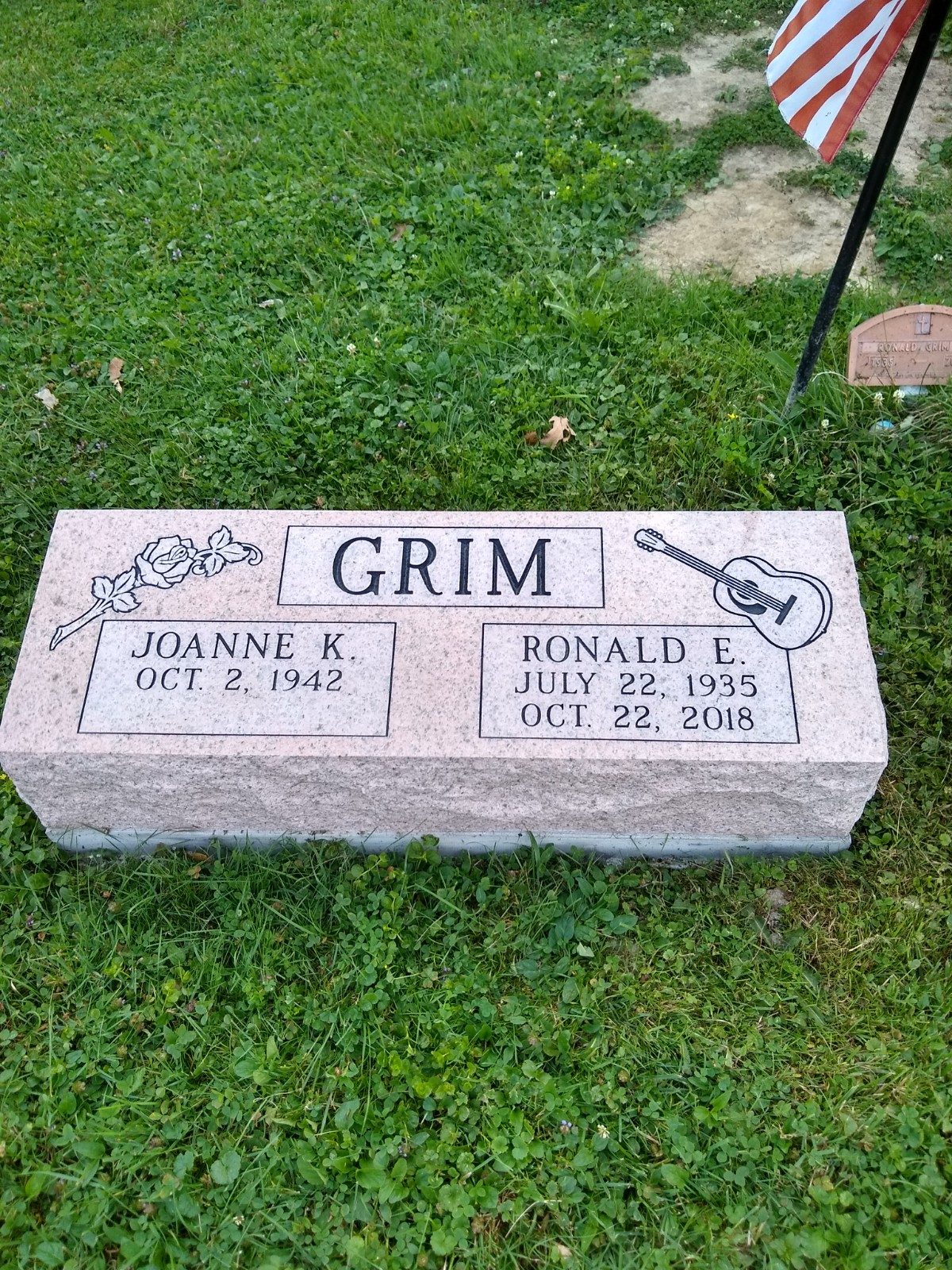 Pink granite bevel marker