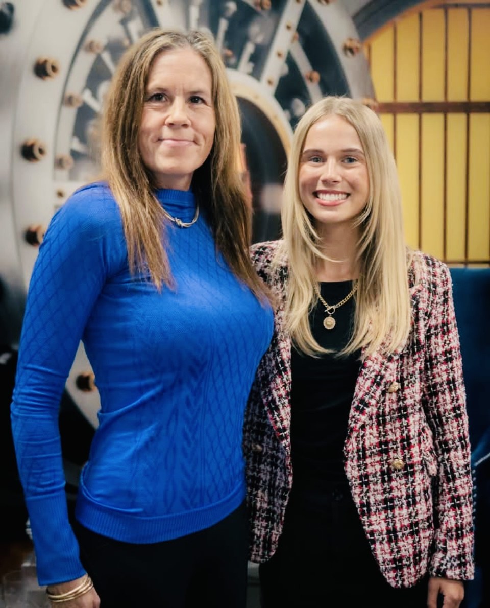 Leah Schuerkamp, Social Ease with host Karissa Dunham on Shining Light on Minnesota, episode 25