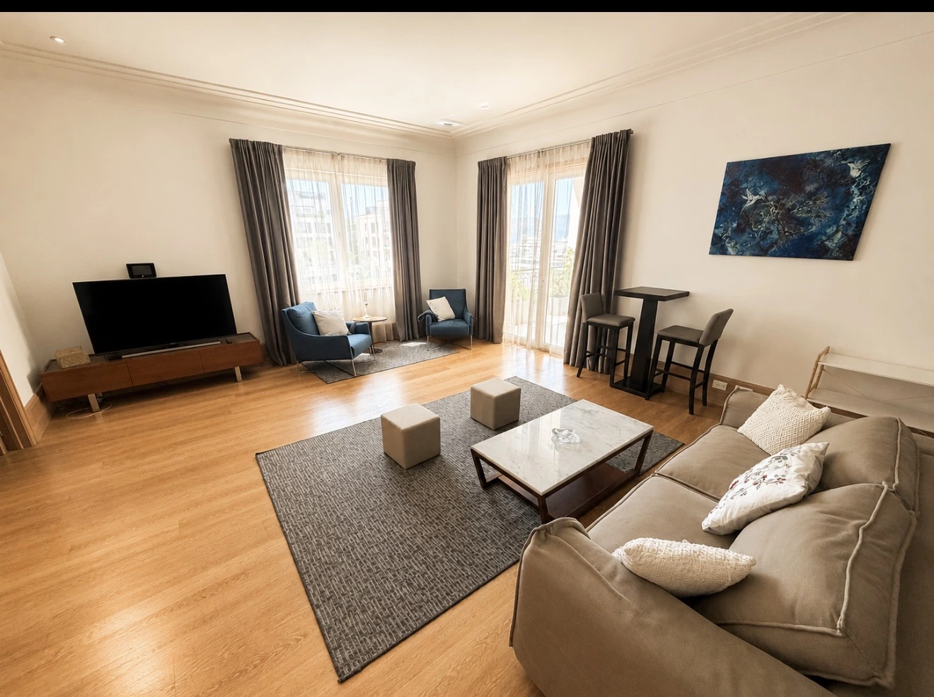 Two-bedroom sea-view apartment in Tara: living areas, photo 2