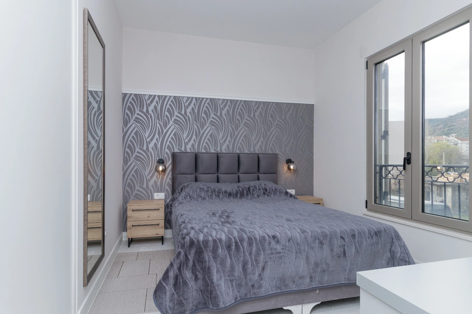 Two-bedroom apartment next to Boka Place: bedroom, photo 2