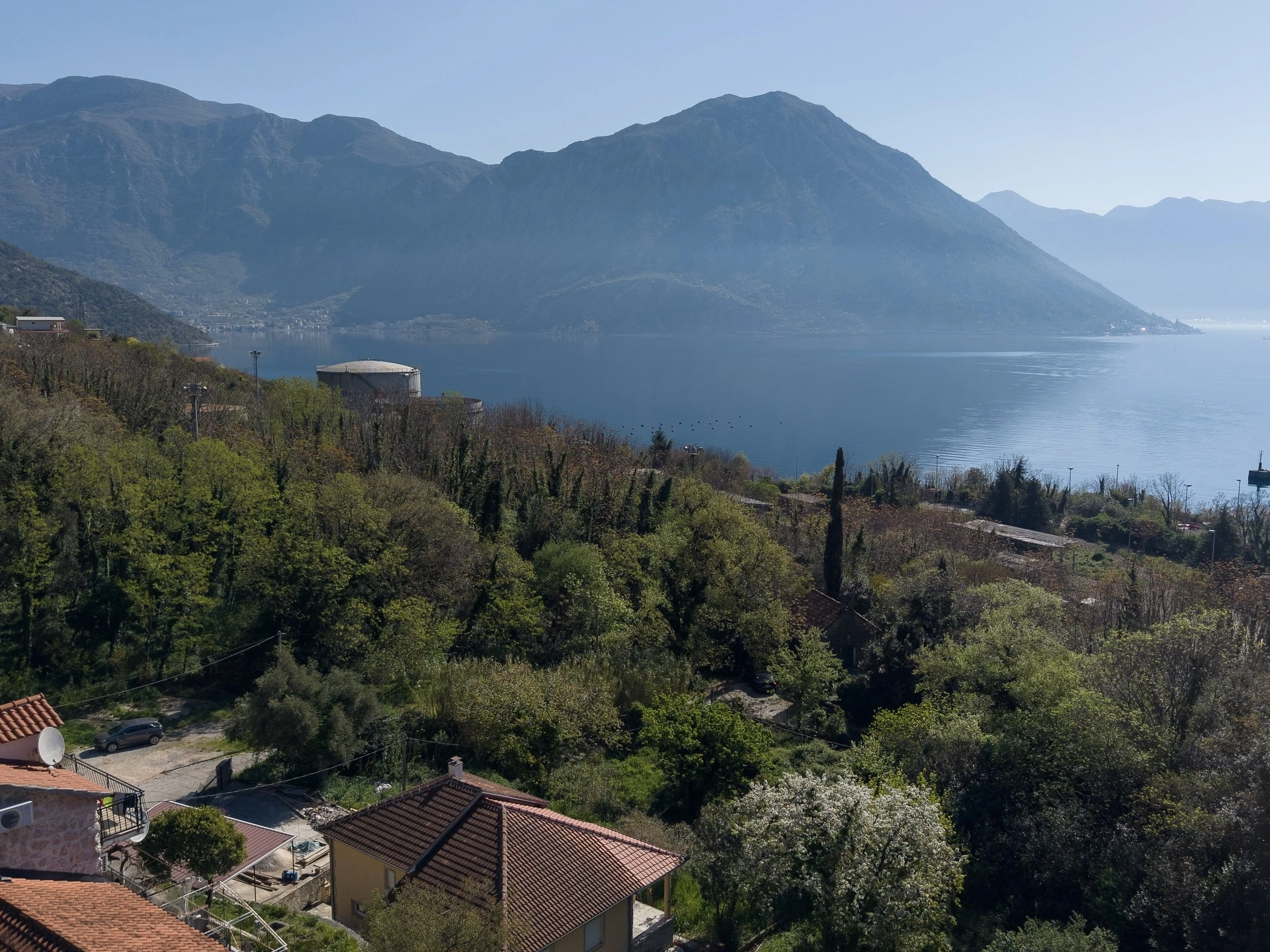 Stone villa with sea views near Risan: view, photo 1