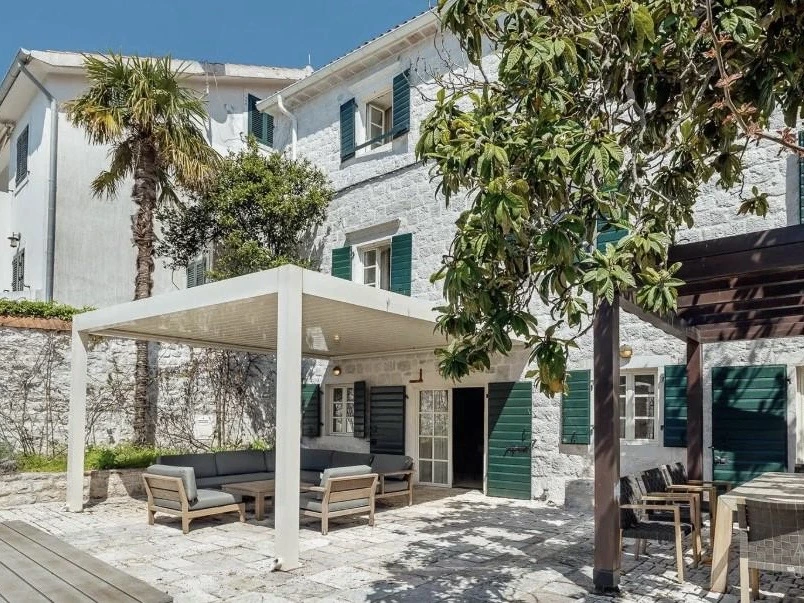 Renovated seafront stone villa in Dobrota: terrace & outdoor, photo 3