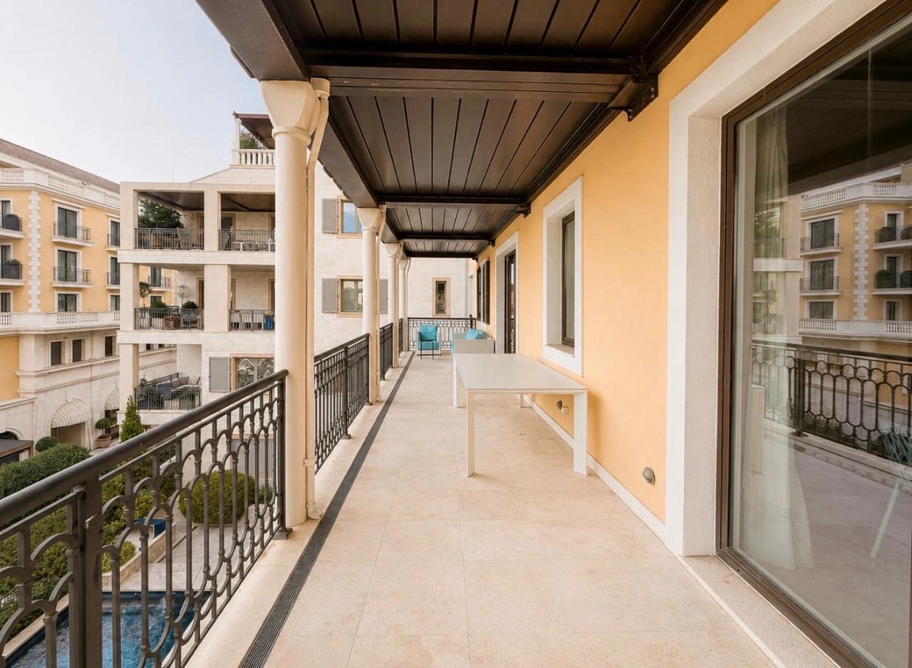 Four-bedroom apartment on Venice Square, photo 3