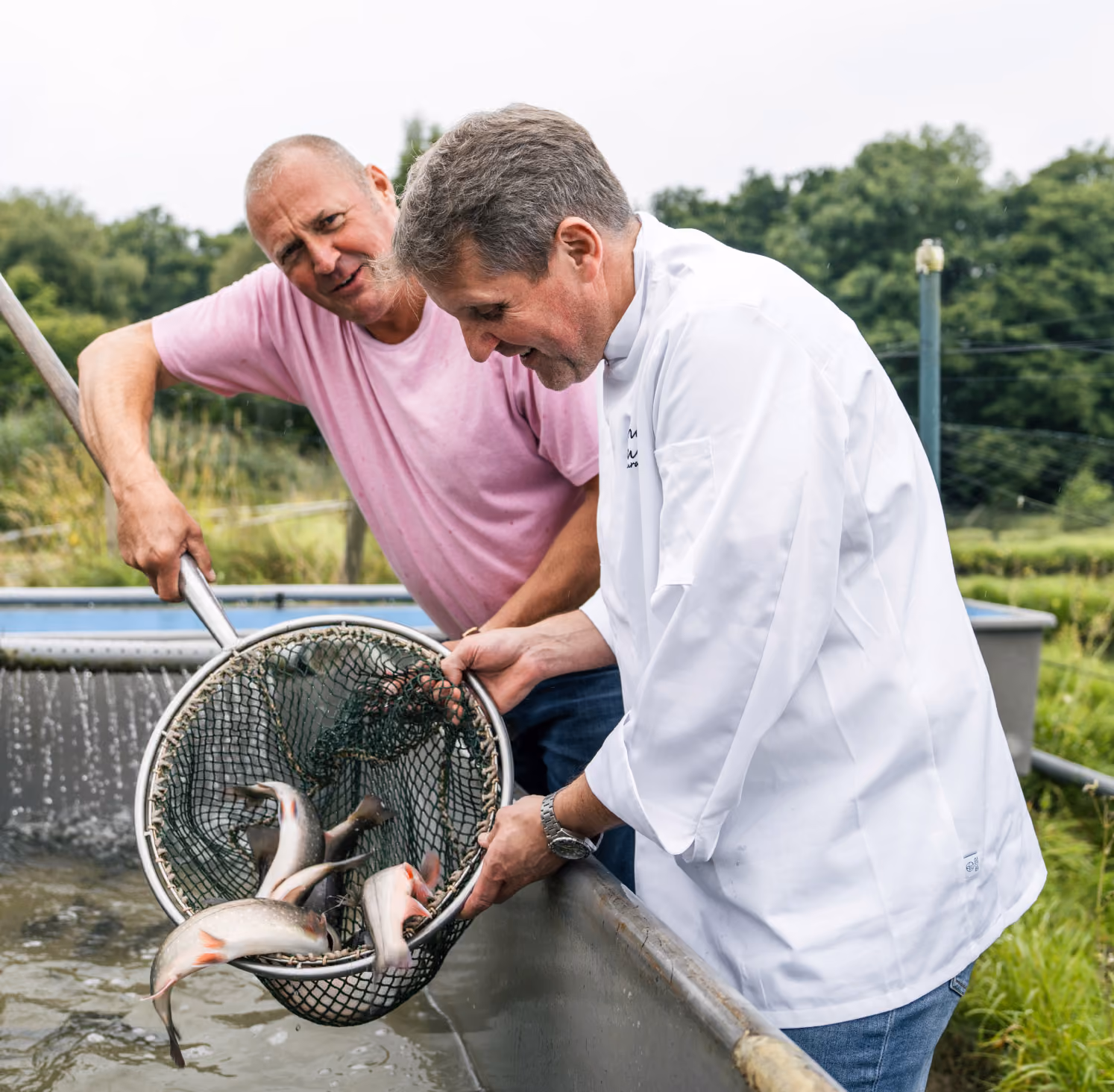 Michael Kulas bei der regionalen Fischzucht Kortmann