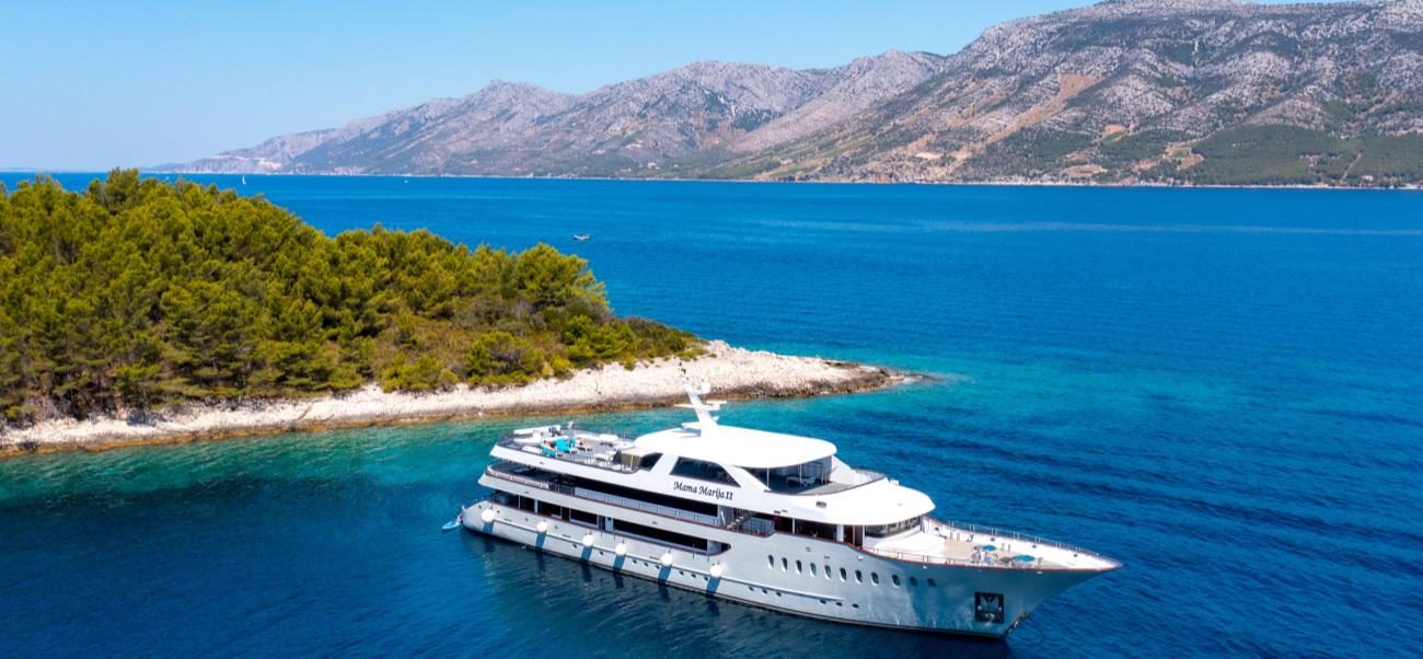 Mama Marija II cruise ship