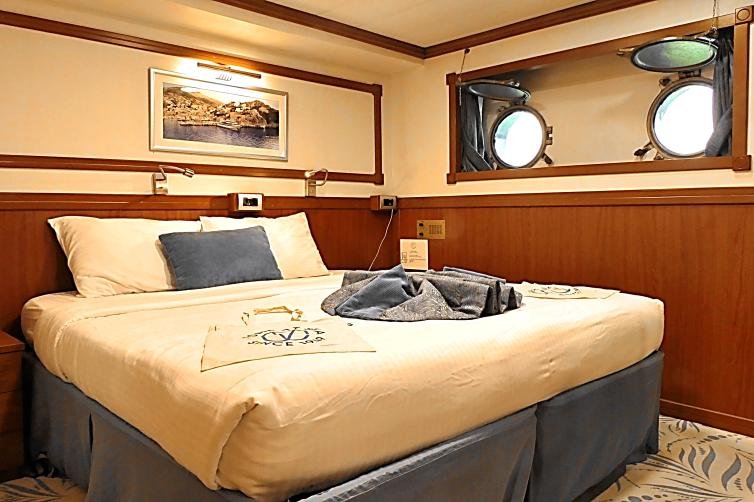 Double cabin with portholes on M/S Galileo