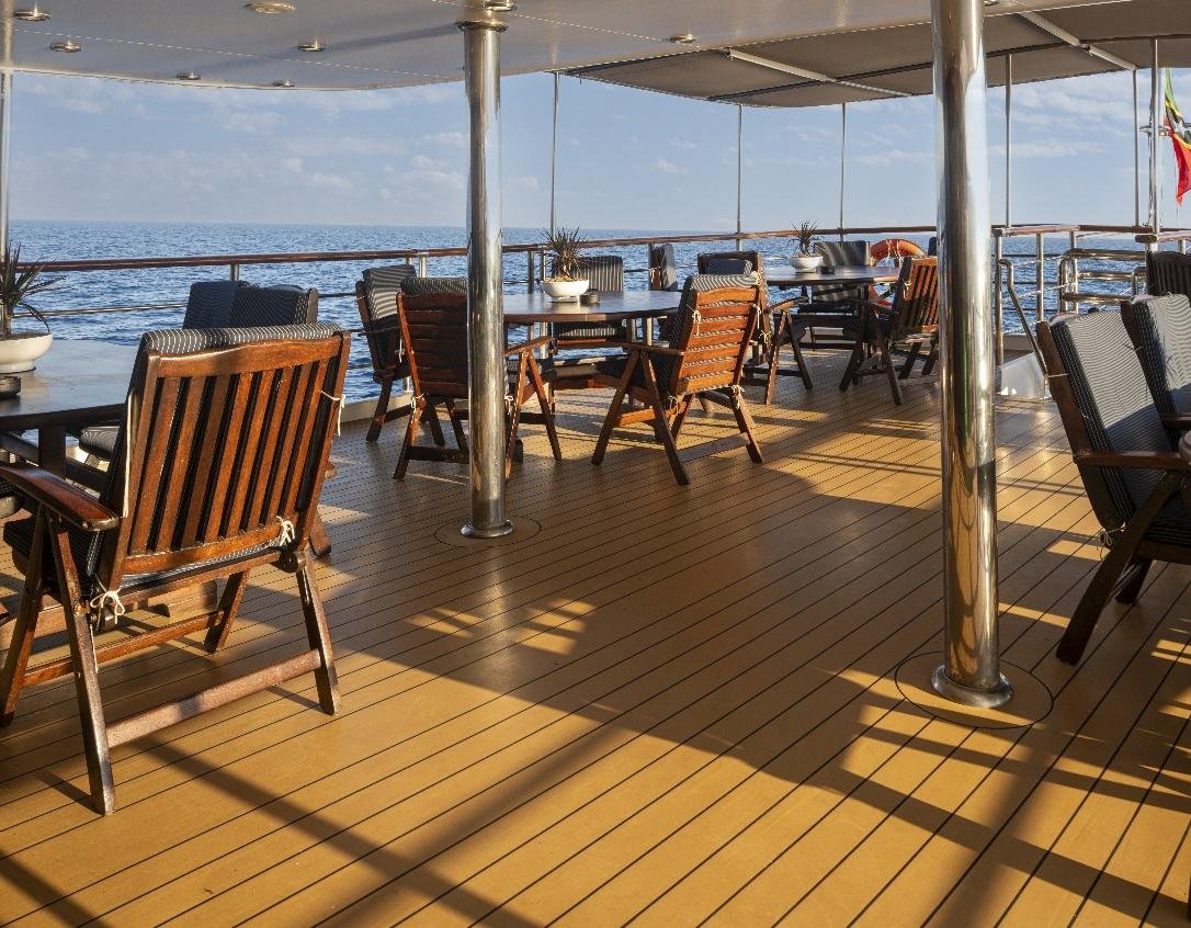 Outdoor deck on M/Y Callisto