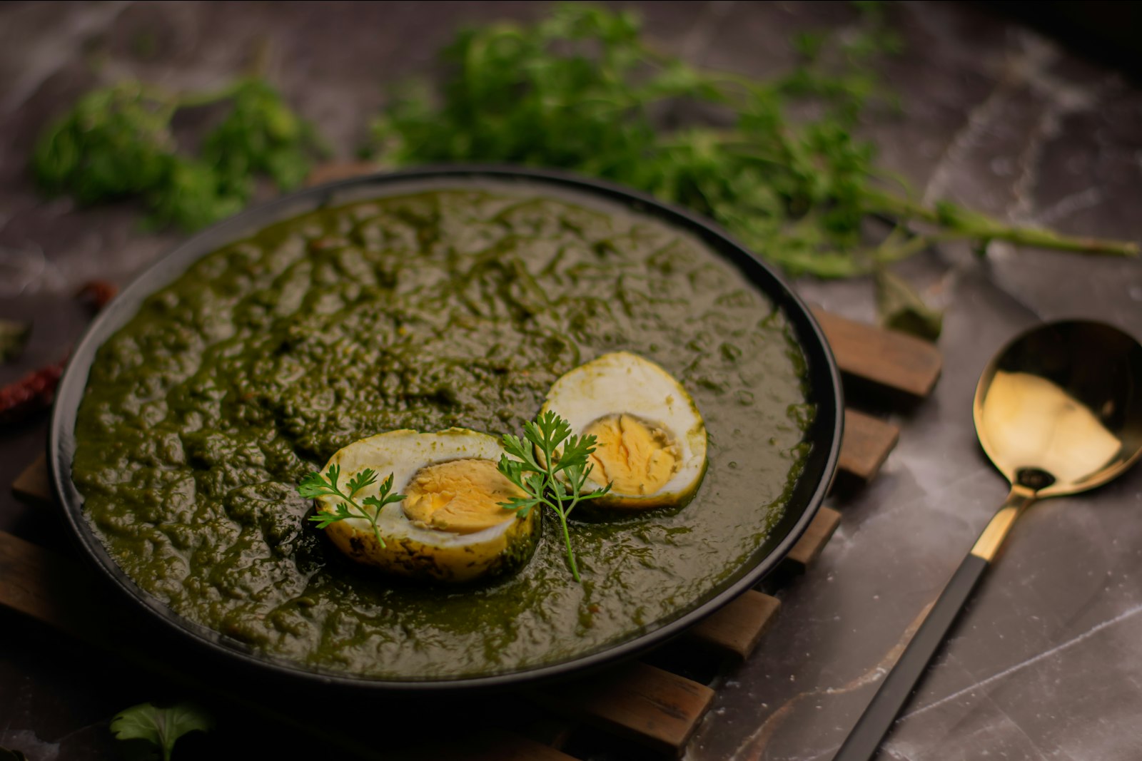 Bowl of green chicken stew