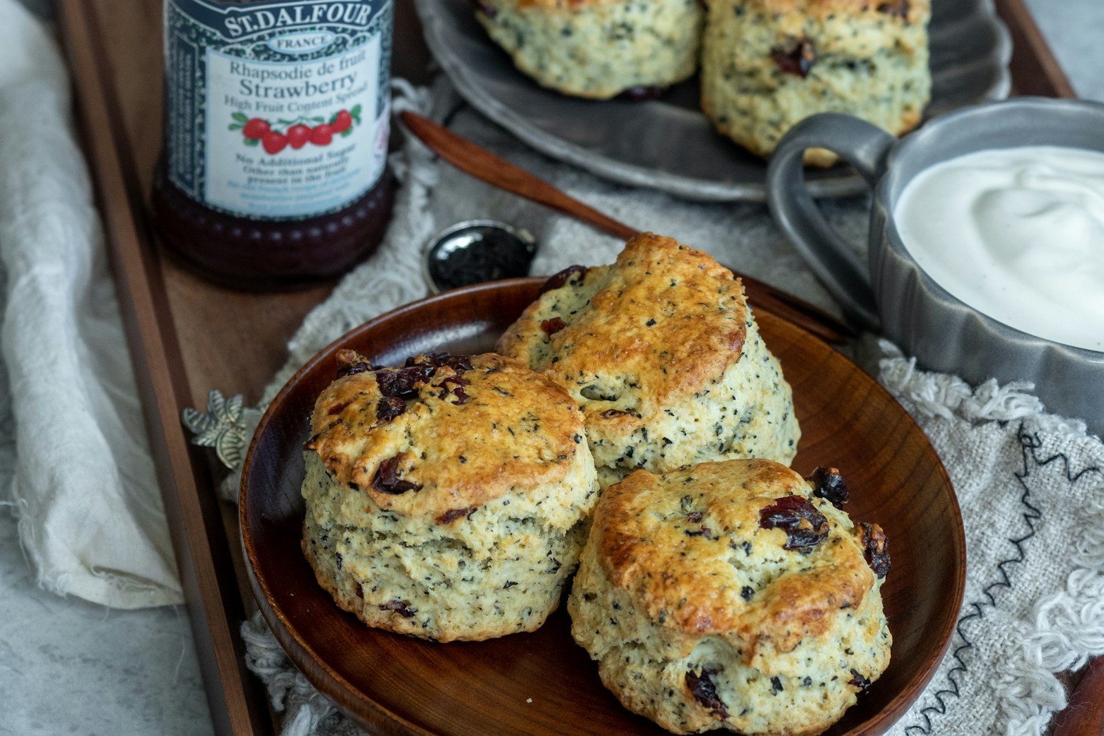 Biscuits with jam and cream
