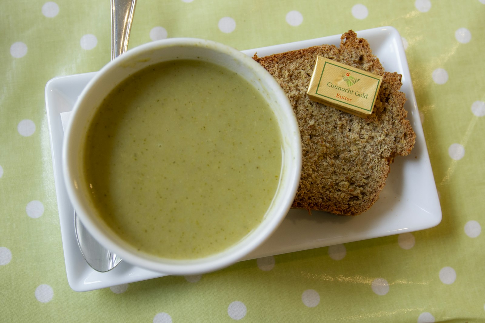 Mug of green pea soup
