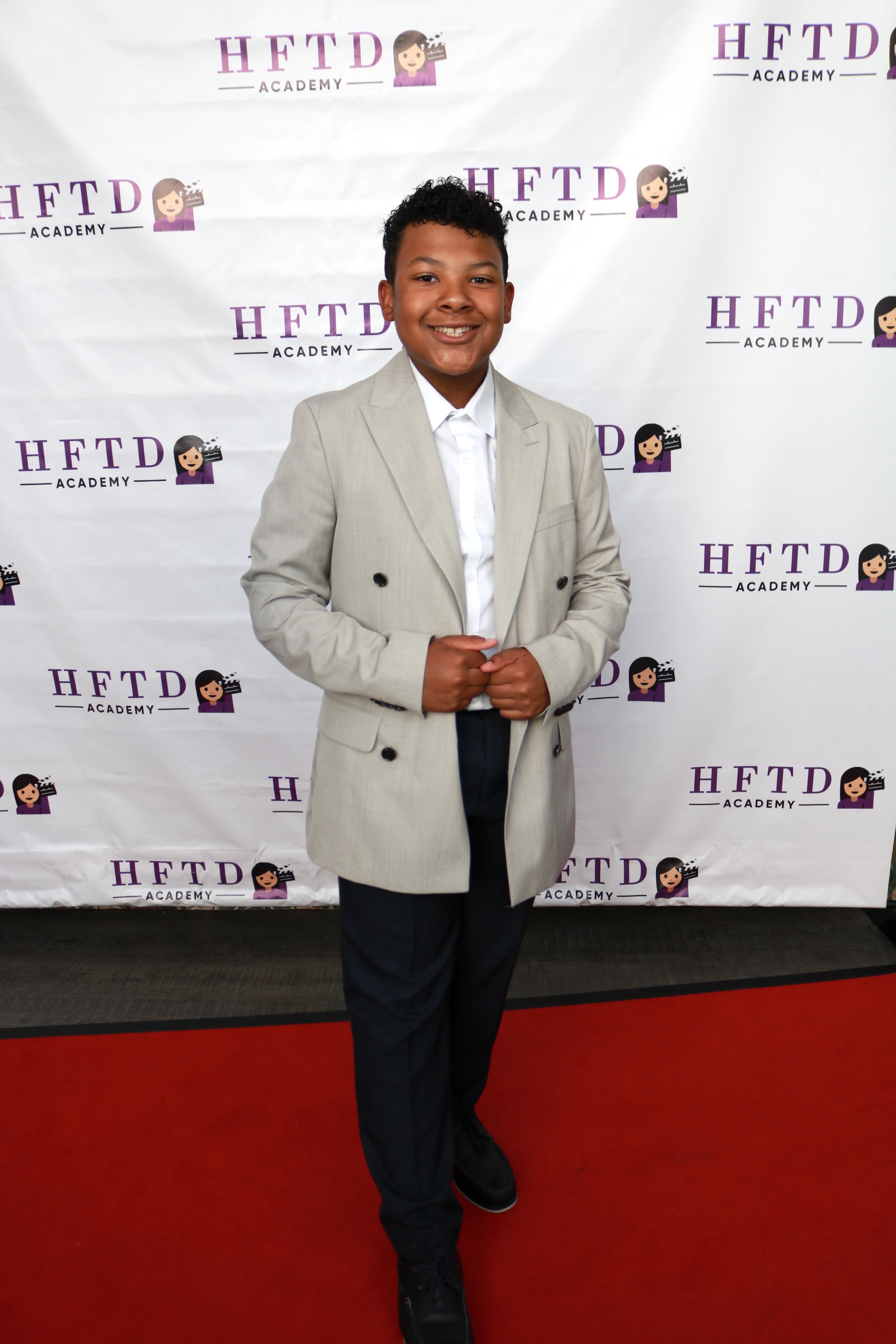 HFTD Pros student on the red carpet at the HFTD Oscars