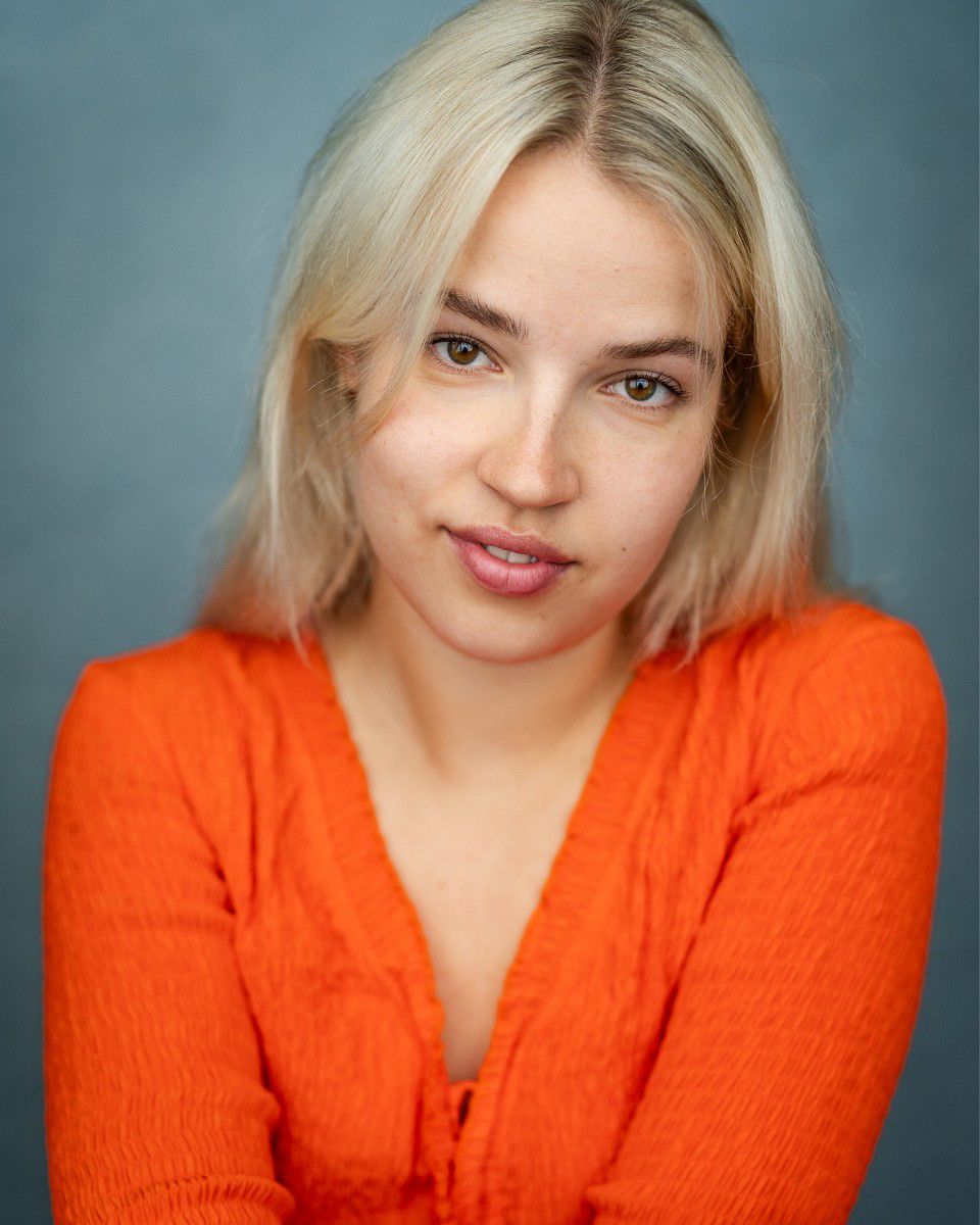 Elle Davies