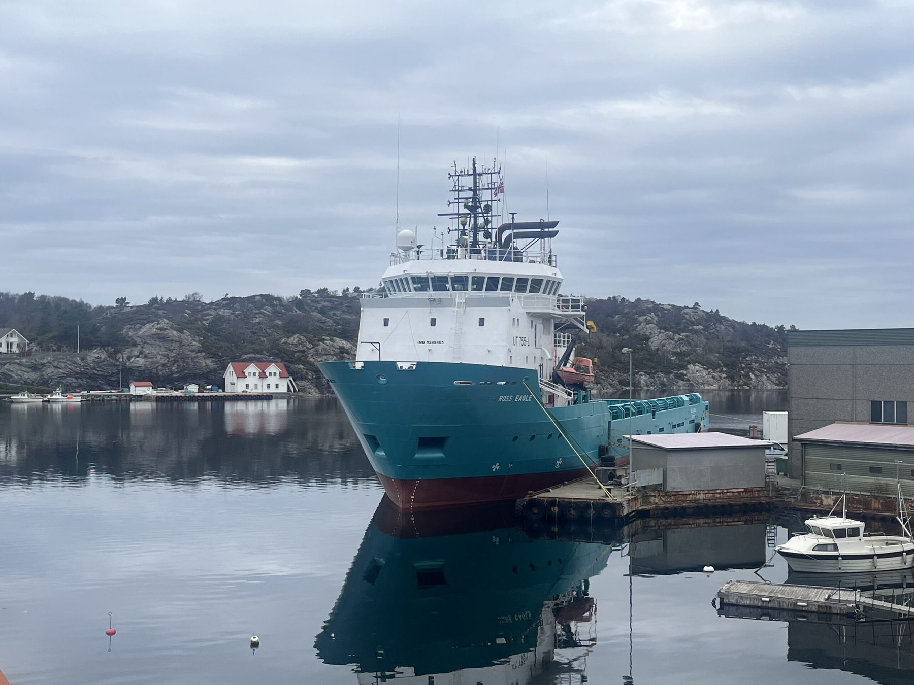 M/V Ross Eagle completes two work scopes safely and within budget