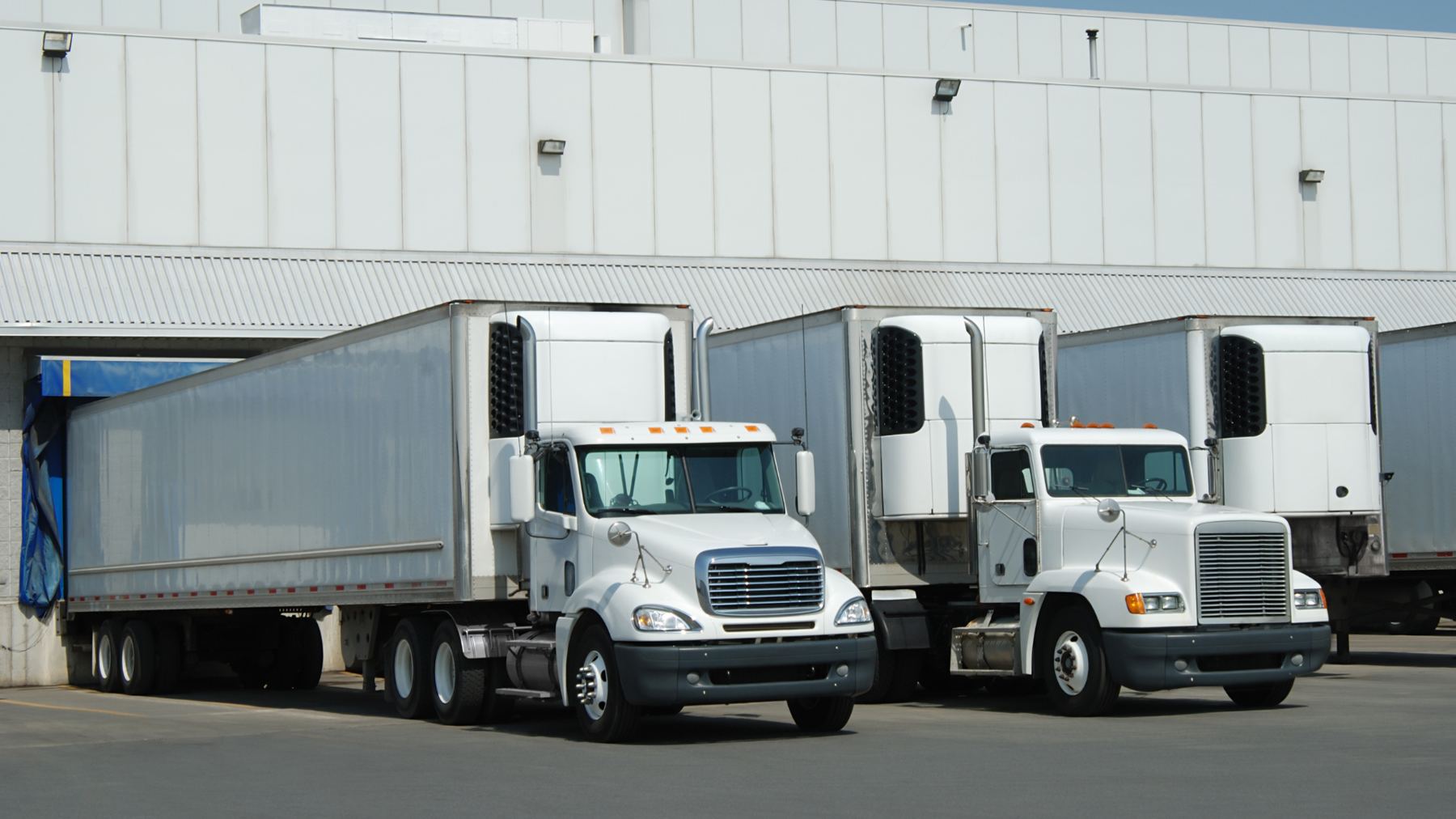 Cross Border Trucking Between the U.S. and Canada Explained